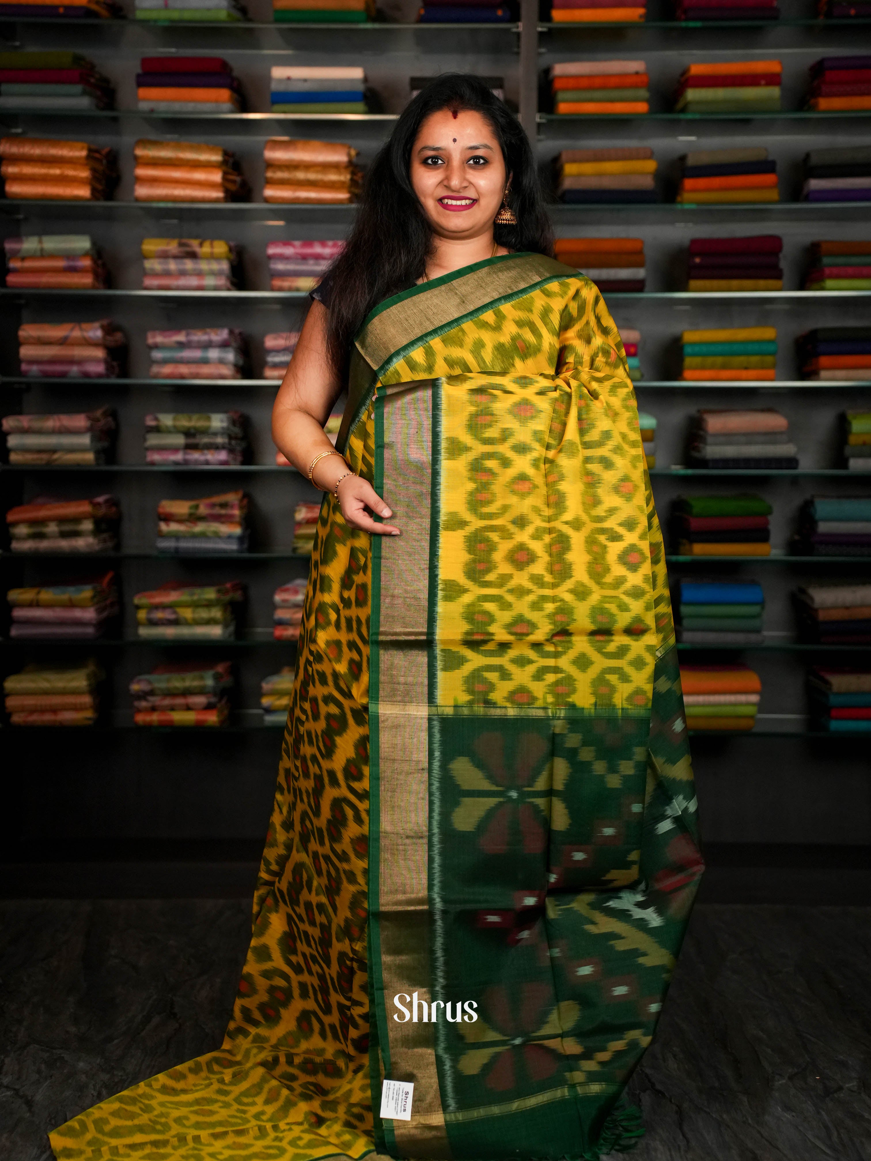 Yellowish Green & Dark Green   - Pochampally sico Saree