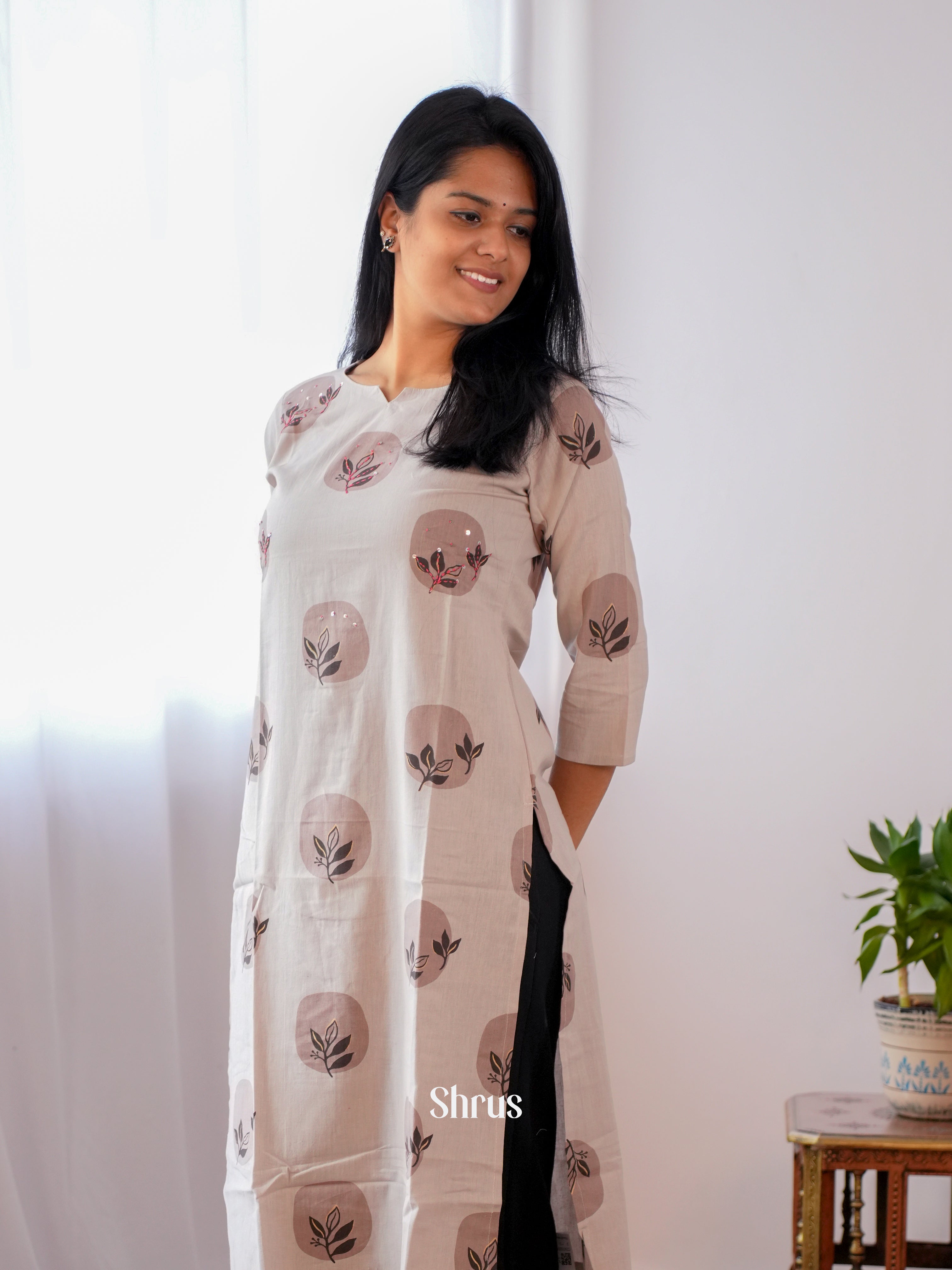 Cream - Readymade Kurti