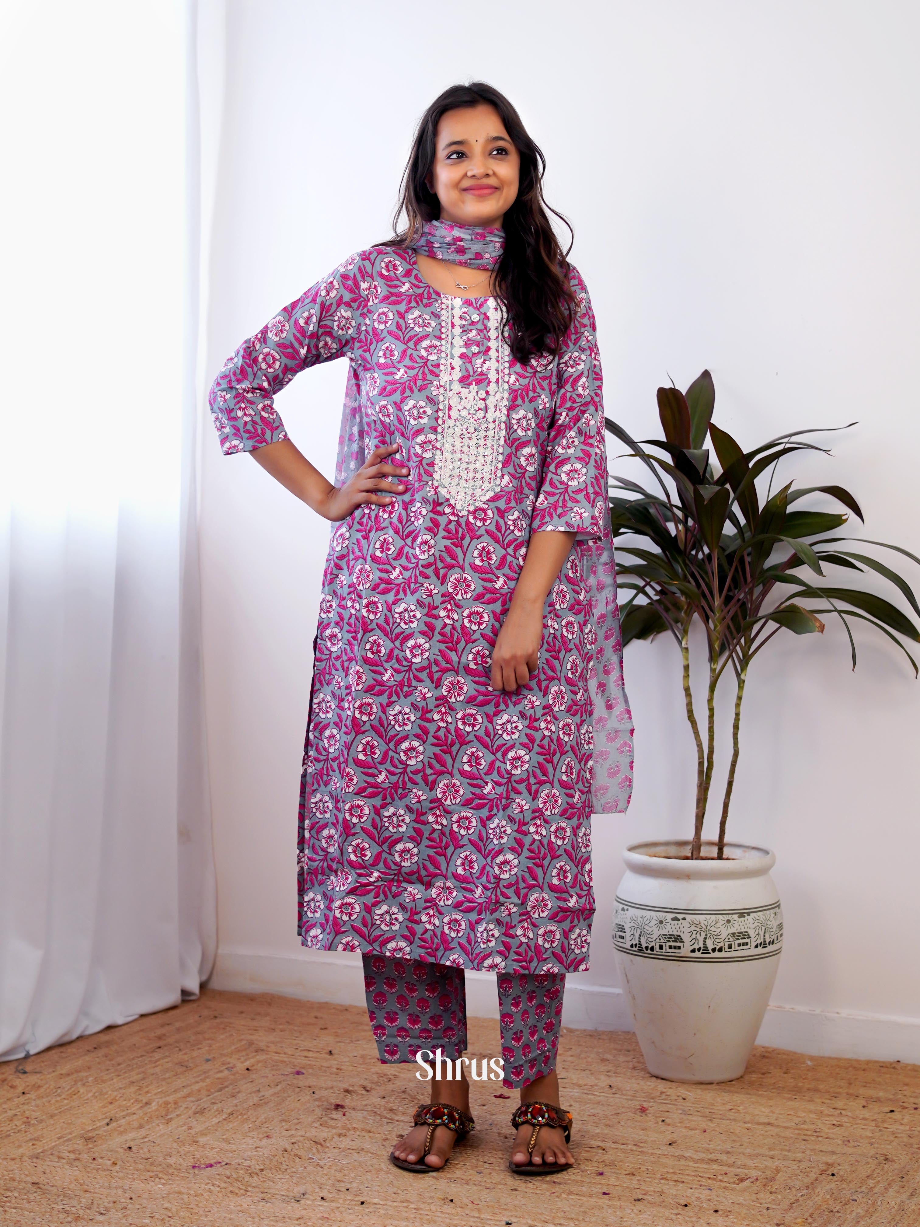 Grey & Pink - 3pc Printed Readymade Suits