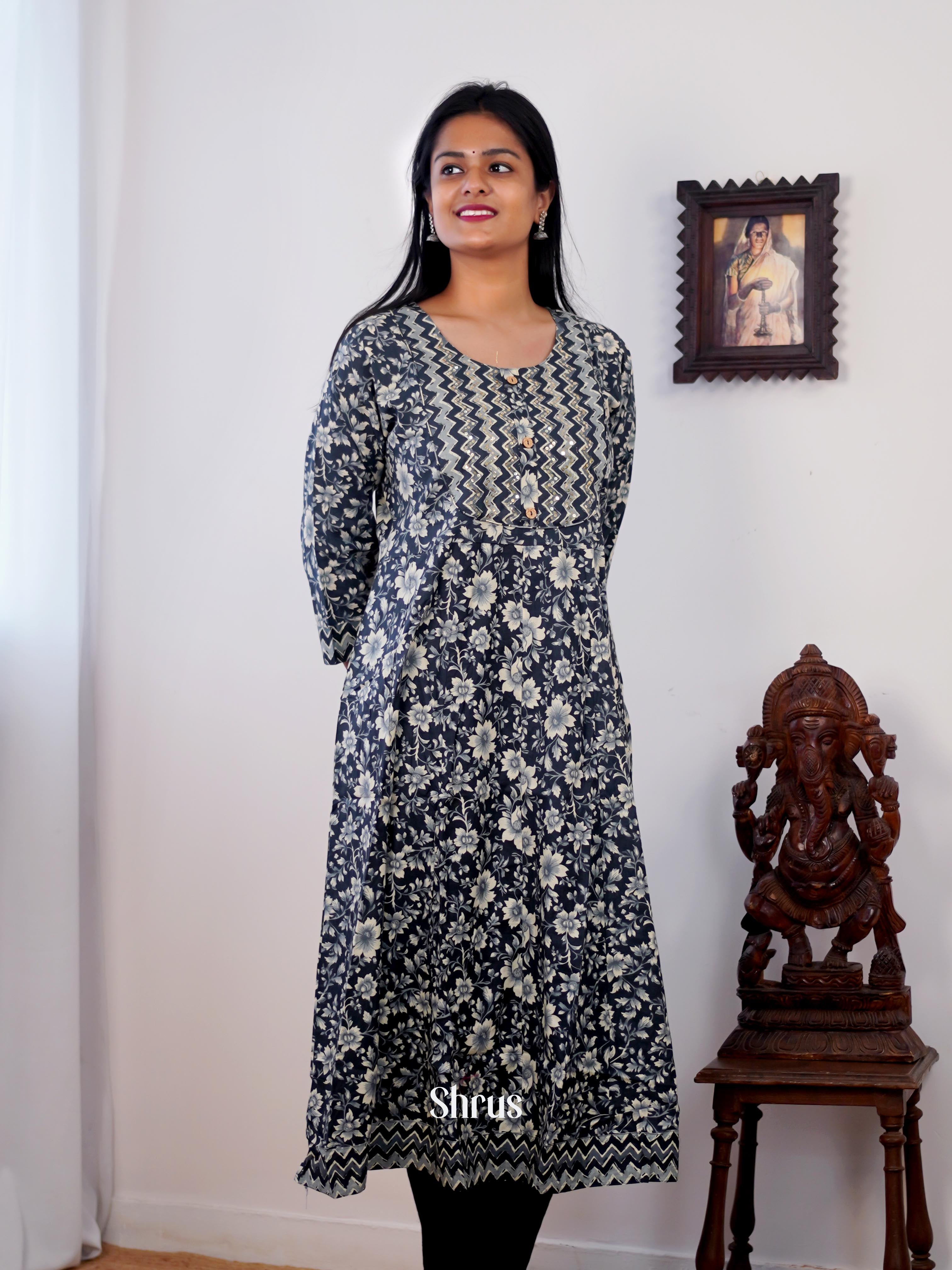 Black  - Readymade kurti