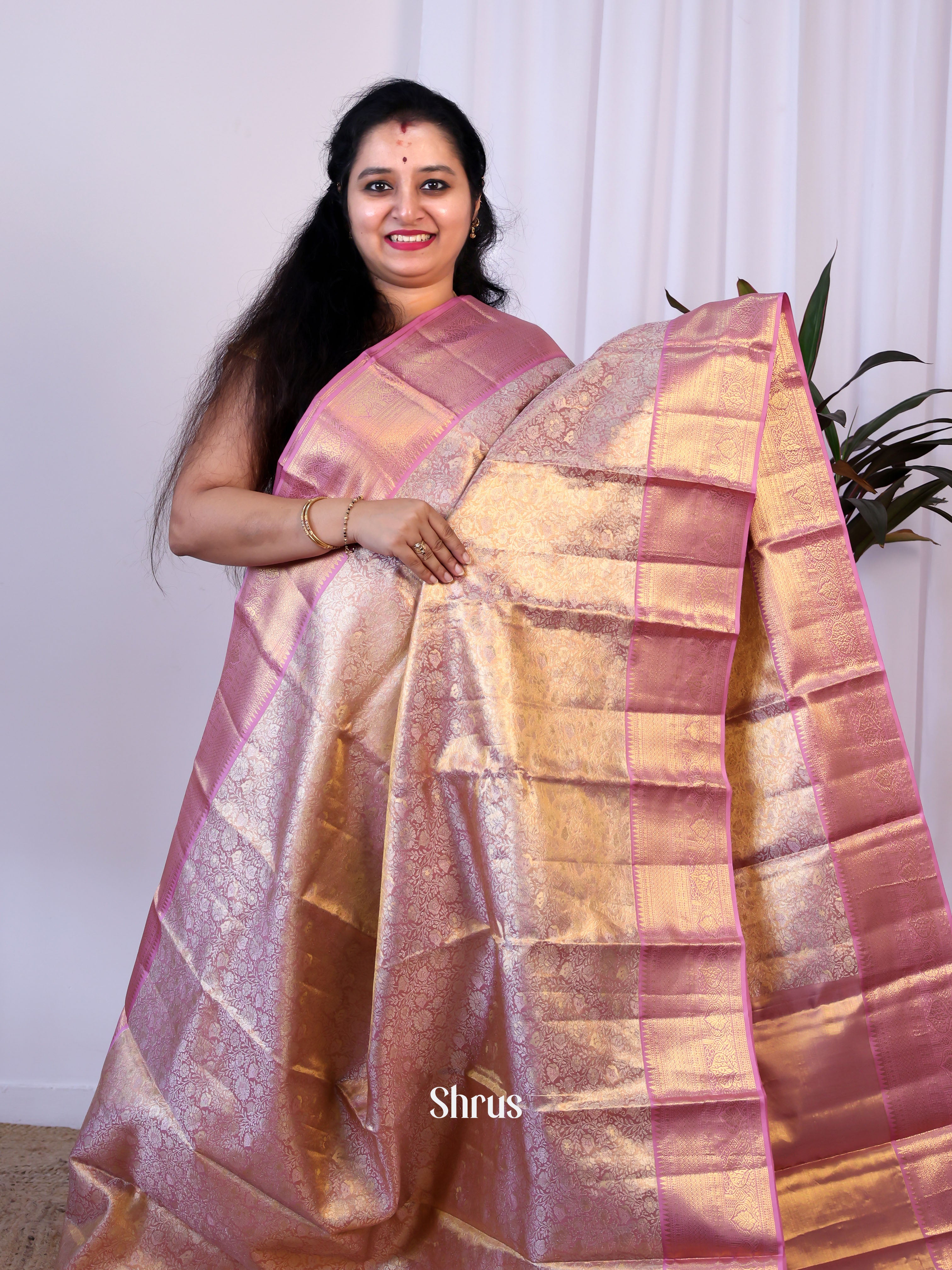 Pink - Kanchipuram silk Saree