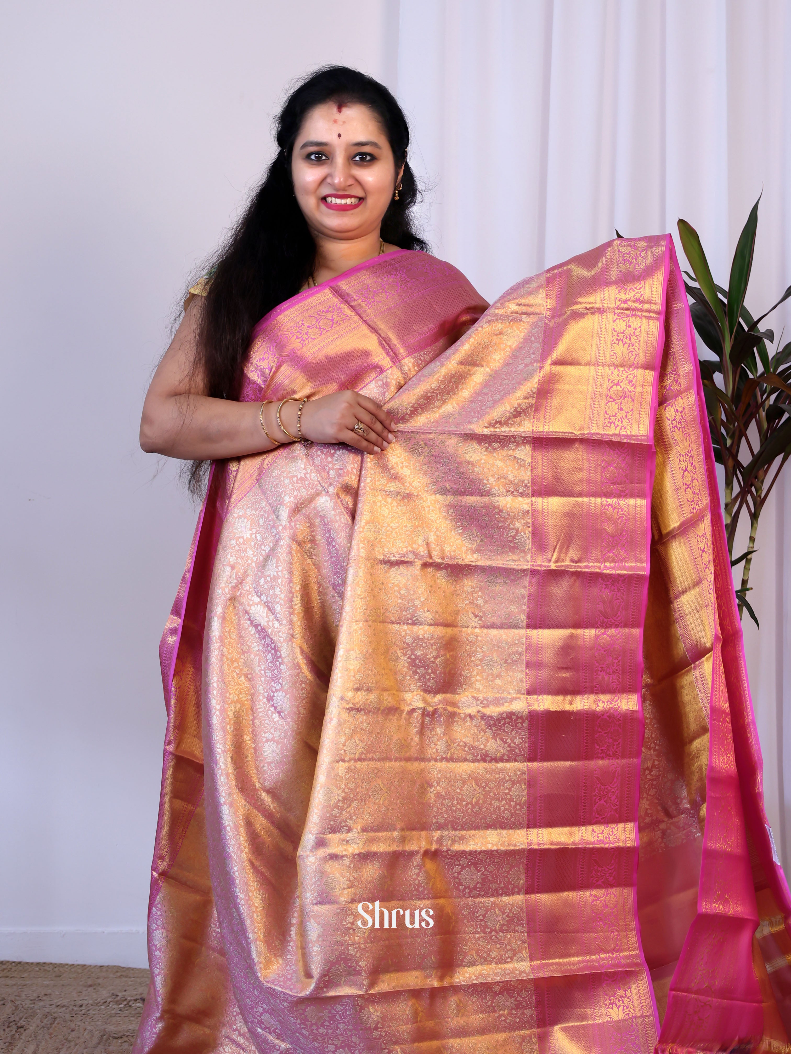 Pink - Kanchipuram silk Saree