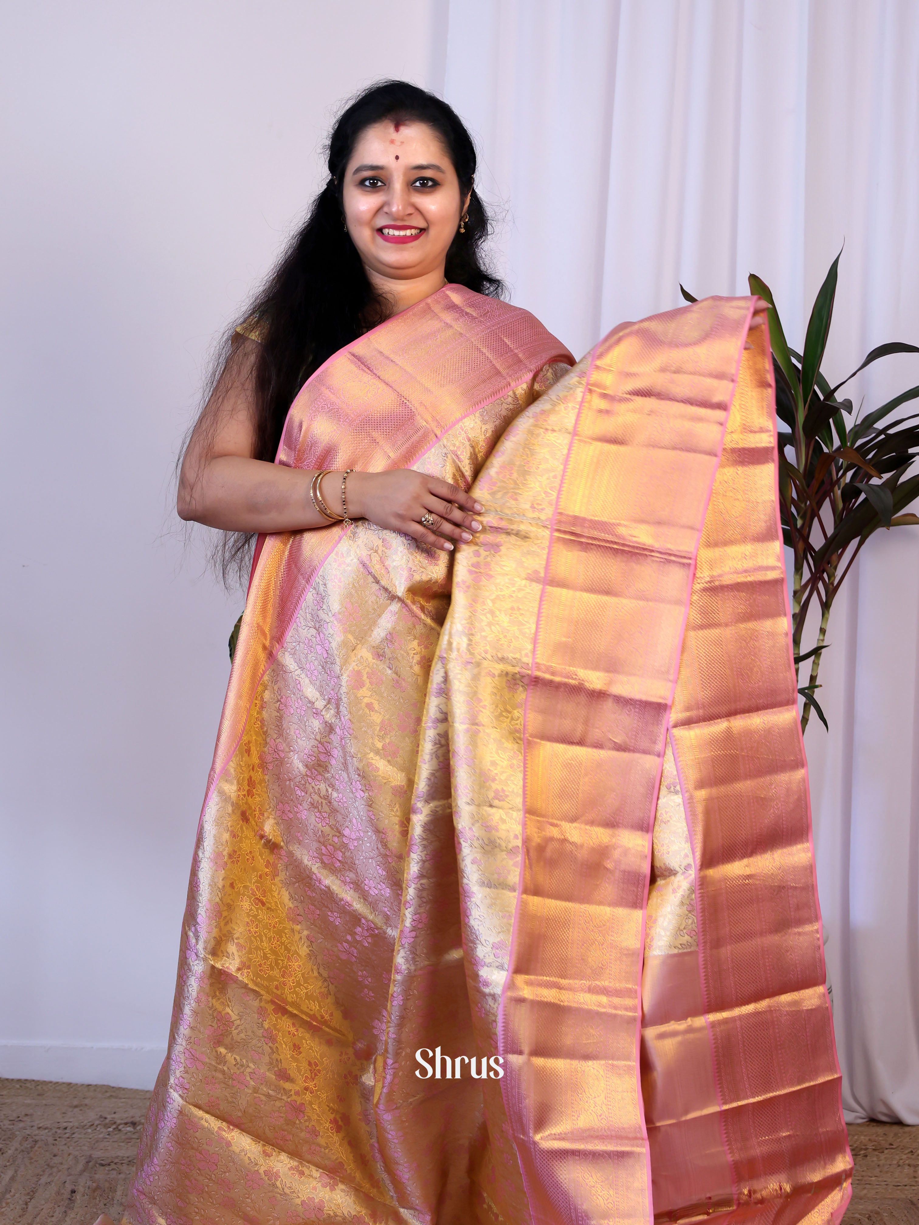 Pink & Gold - Kanchipuram silk Saree