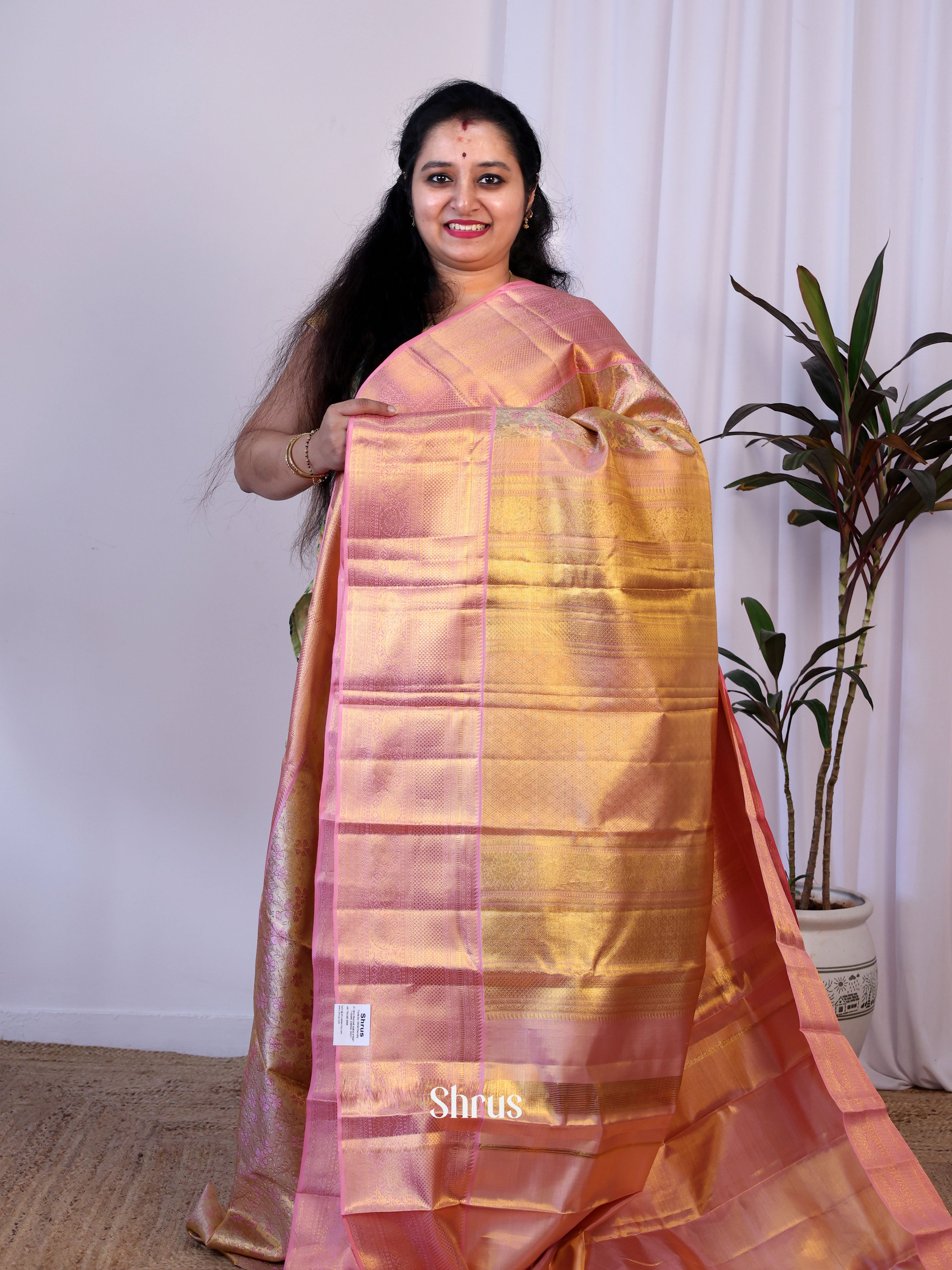 Pink & Gold - Kanchipuram silk Saree