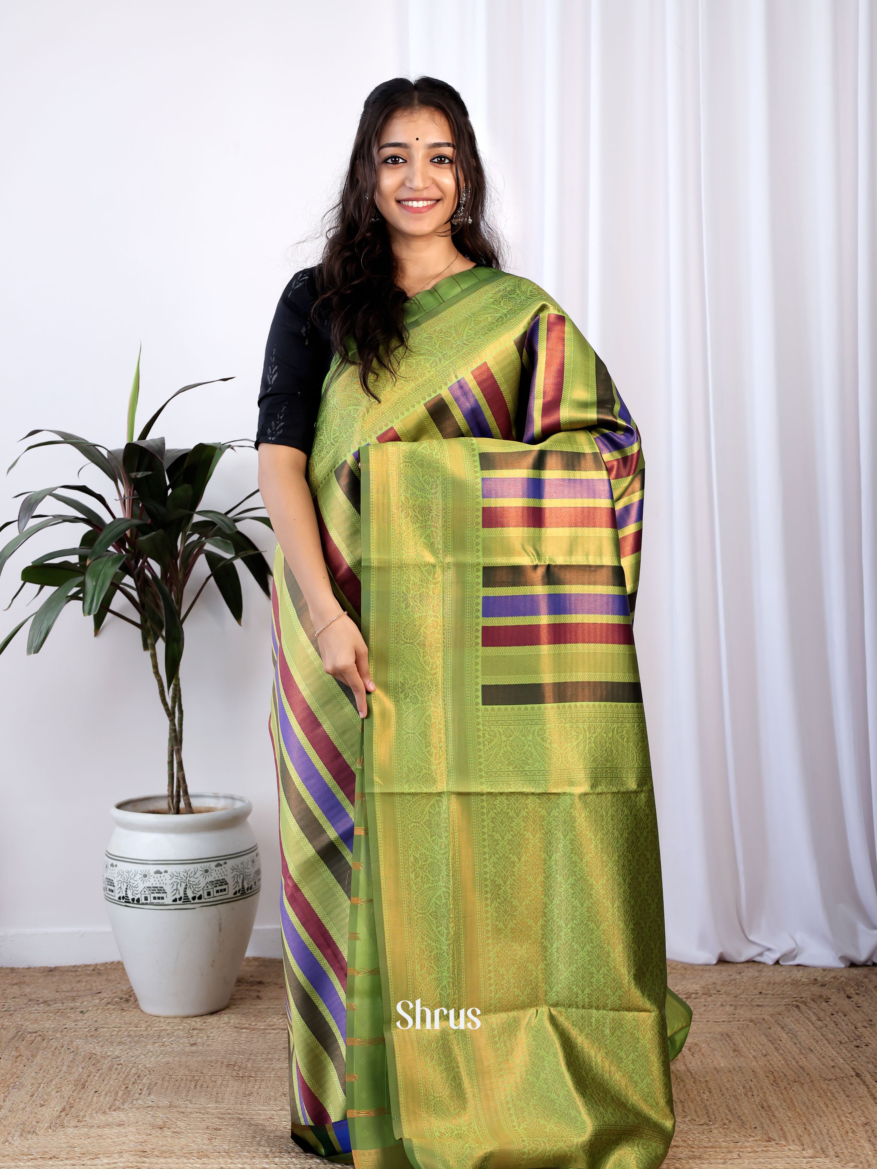 CIS04042 - Semi Kanchipuram Saree