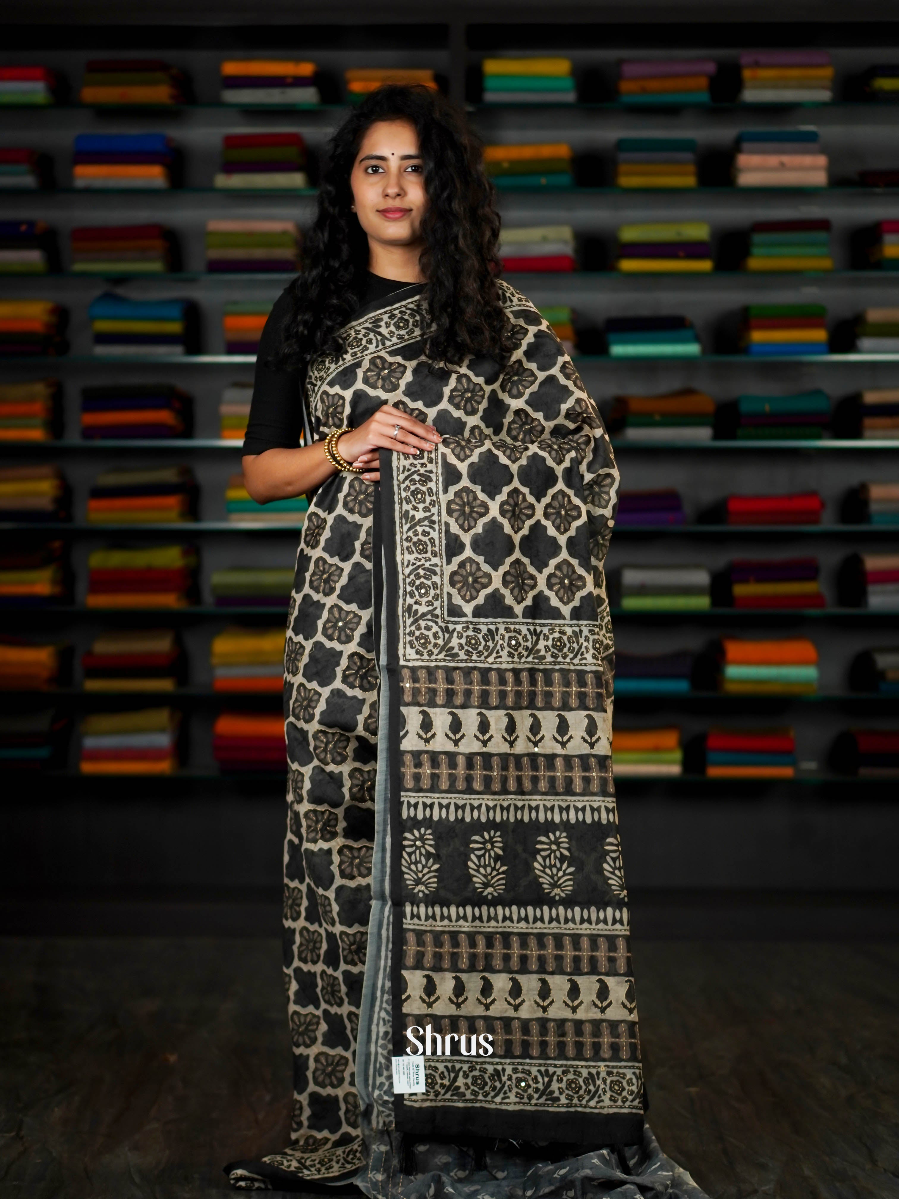 Dark Green  - Semi Kantha Saree