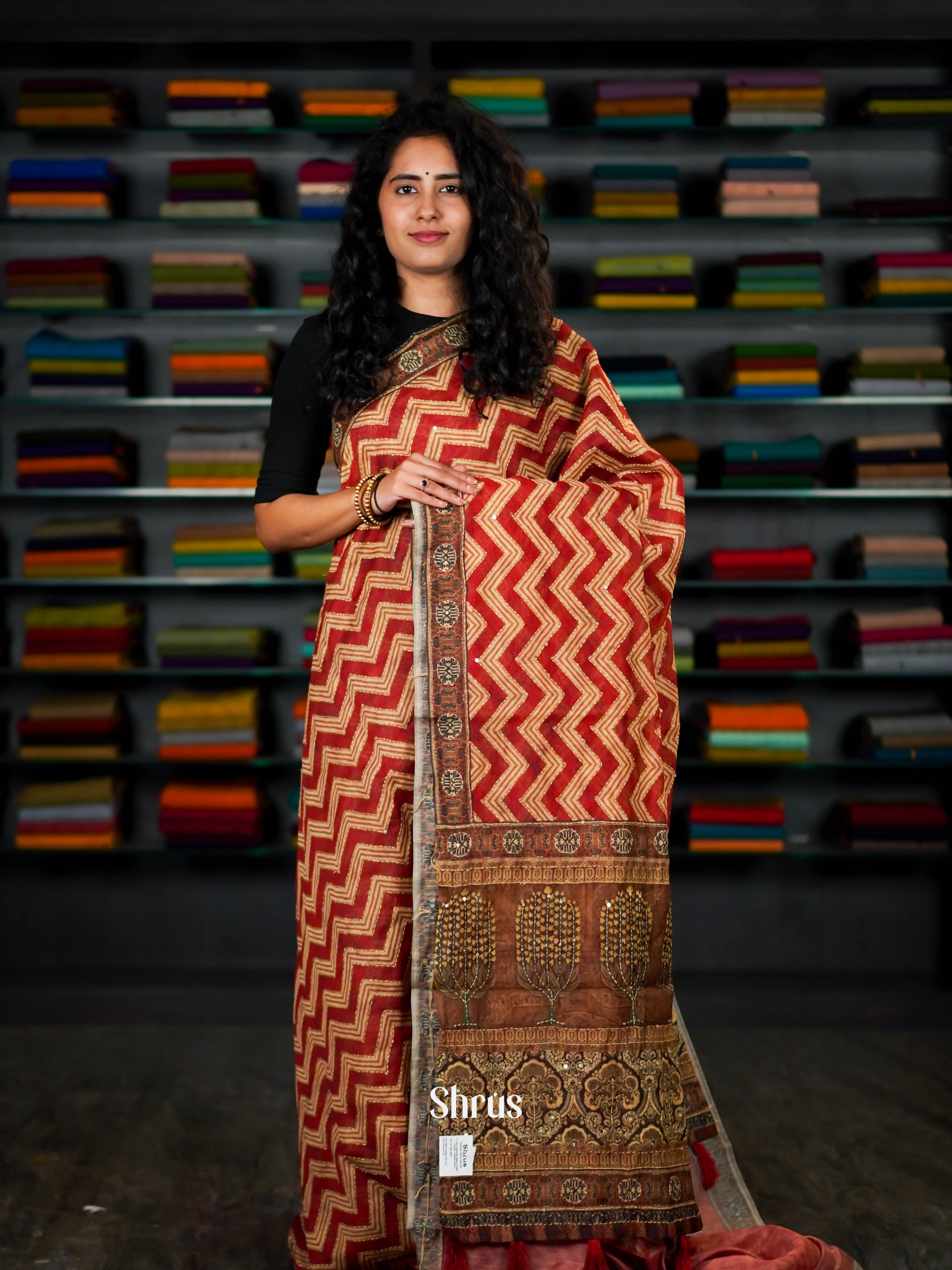 Cream & Red  - Semi Kantha Saree