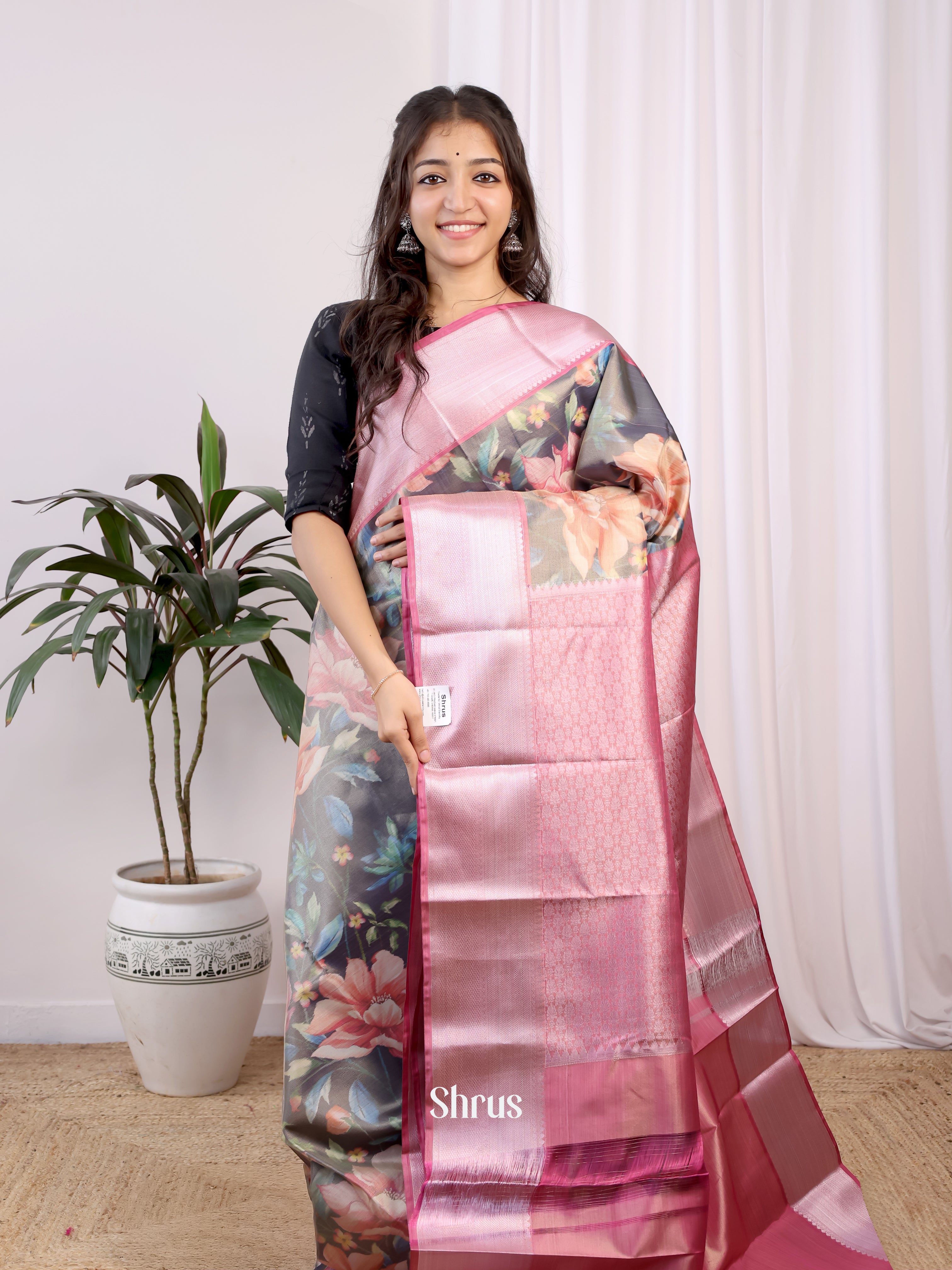 Black & Pink  - Kanchipuram-halfpure Saree