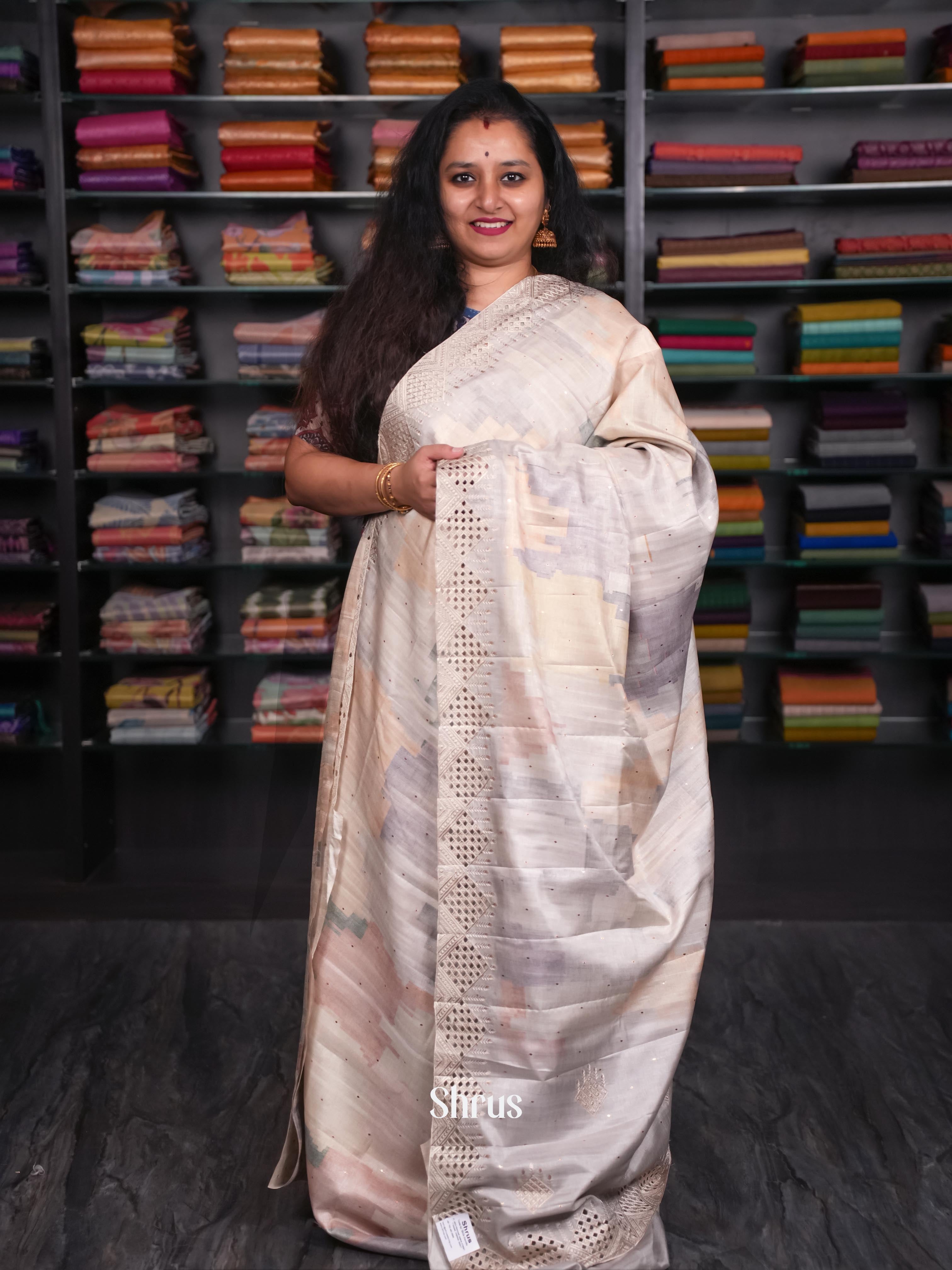 Grey & Peach - Moonga Silk Saree