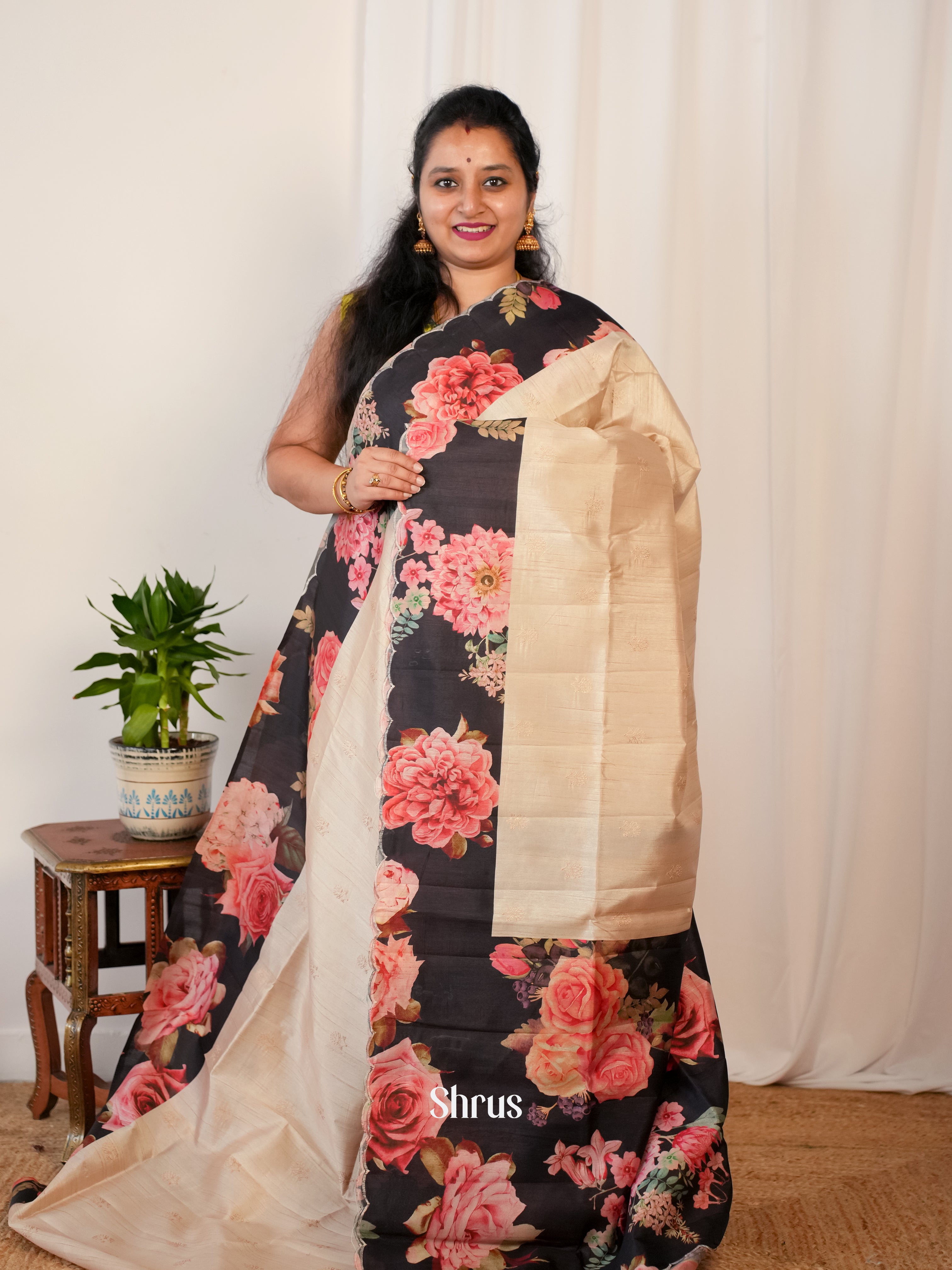 Cream & Black - Matka Cotton Saree