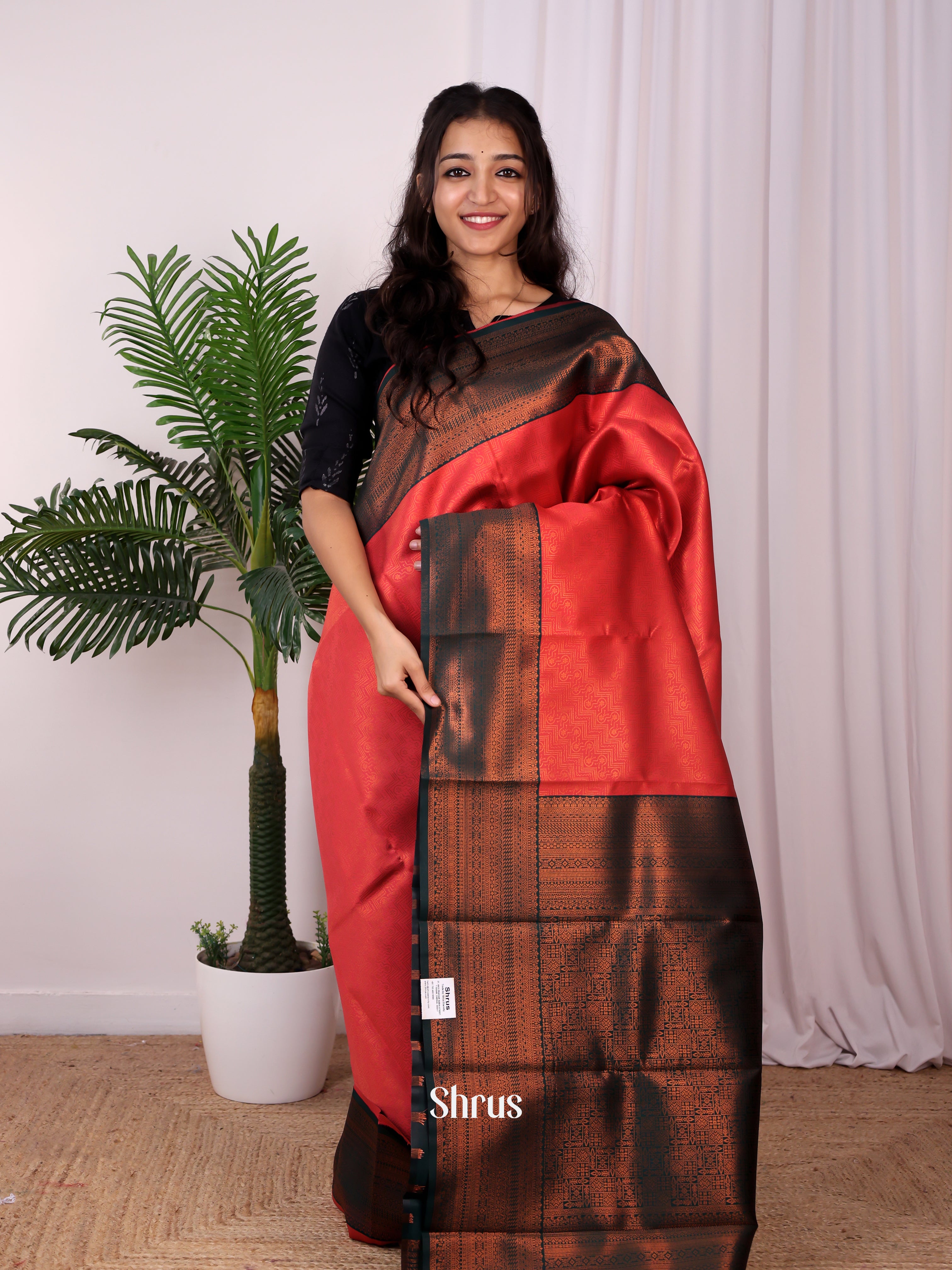 Red & Green- Semi Arani Silk Saree