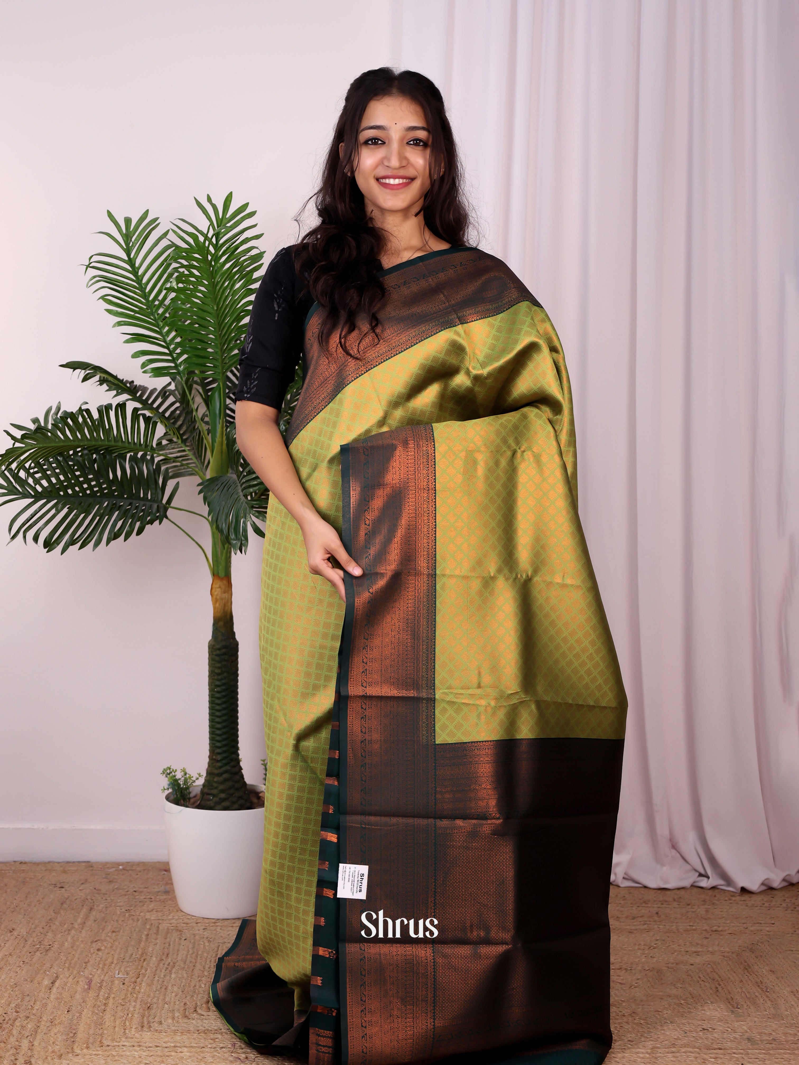 Lite Green & Green- Semi Arani Silk Saree