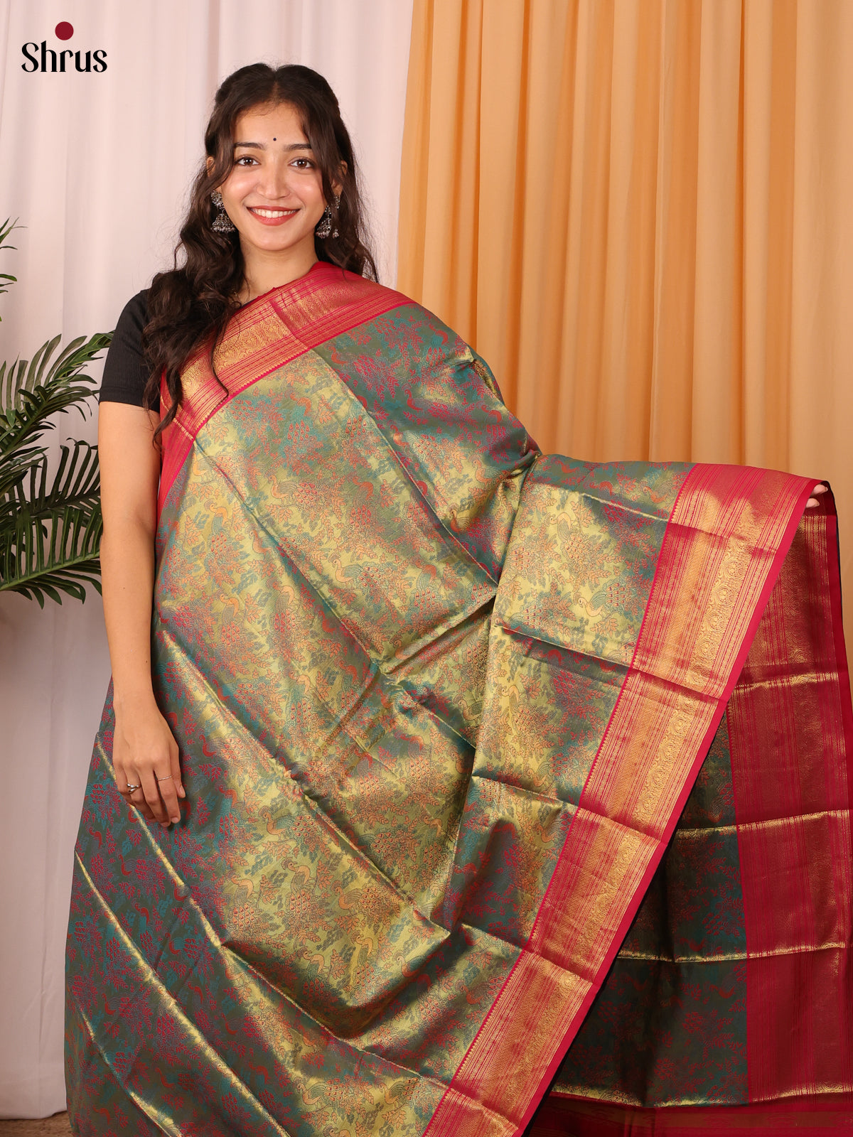 Green & Red - Kanchipuram-halfpure Saree