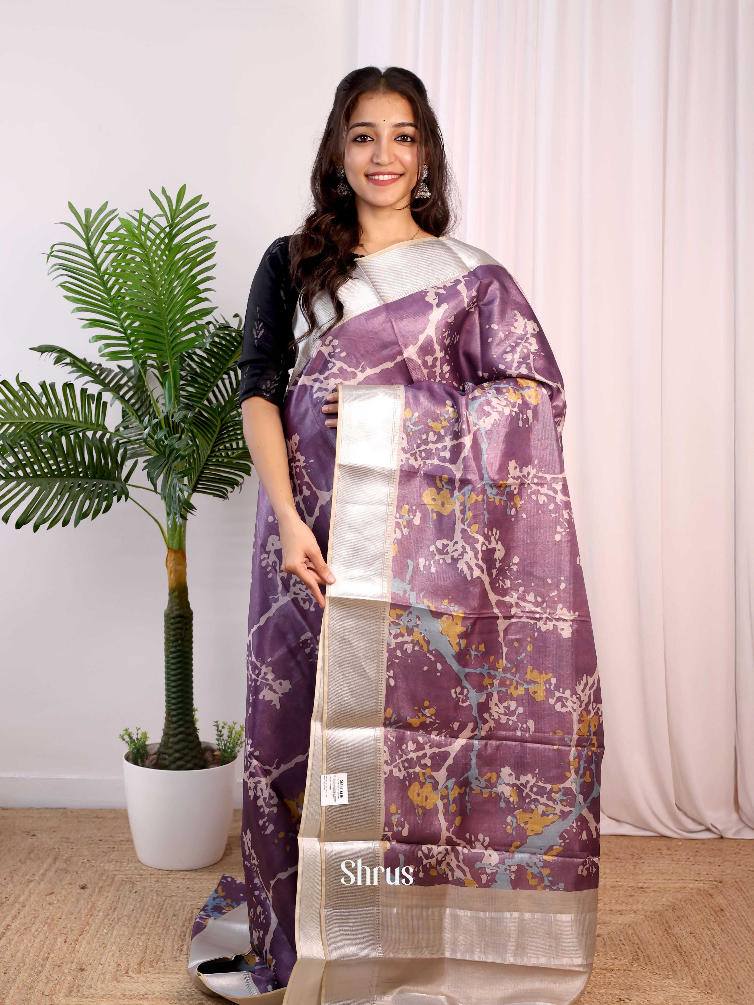 CIS06393 - Printed Tussar Saree - Shop on Shrus.com