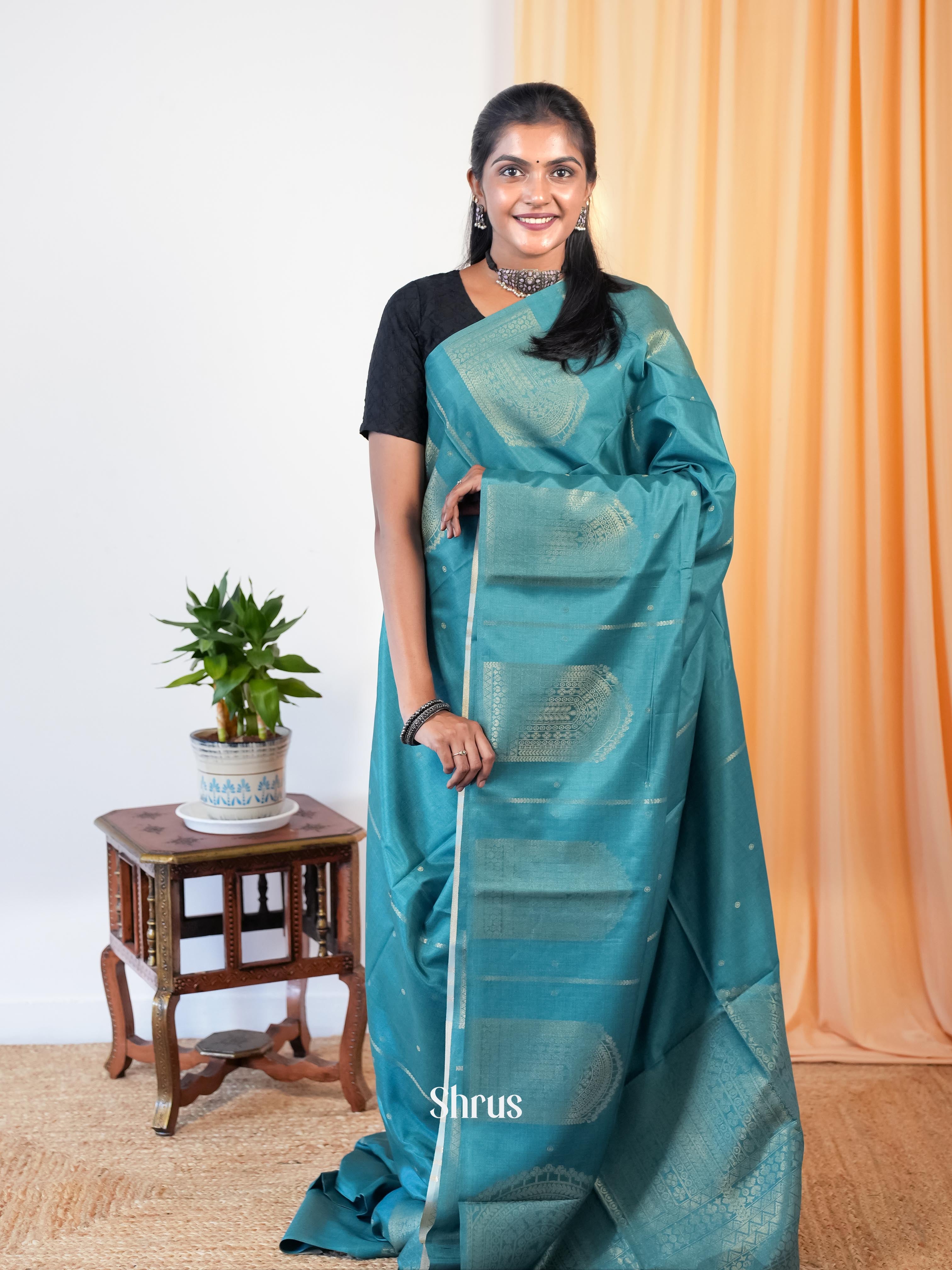 Green & Brown - Semi Tussar Saree