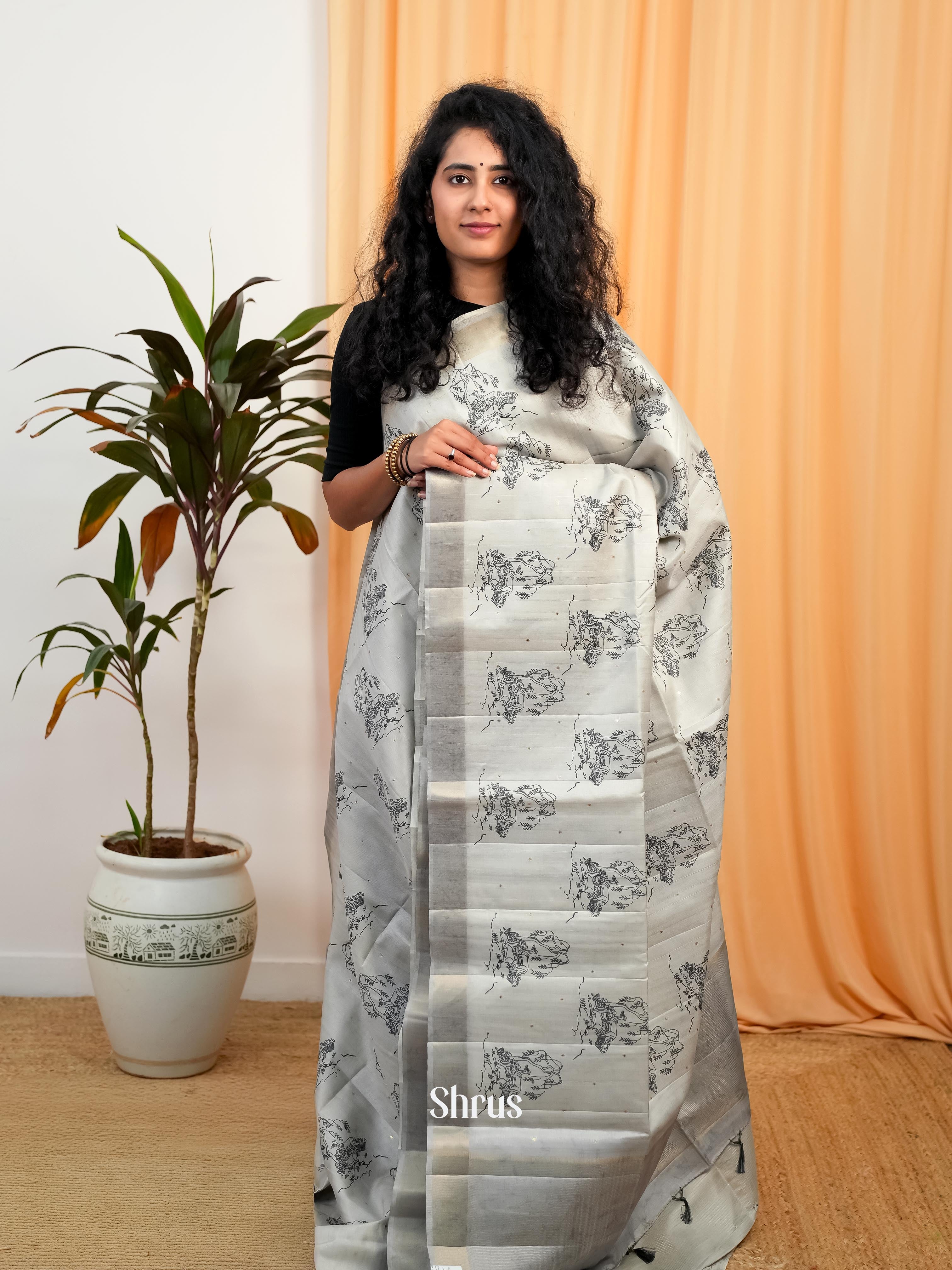 Grey  - Moonga Saree