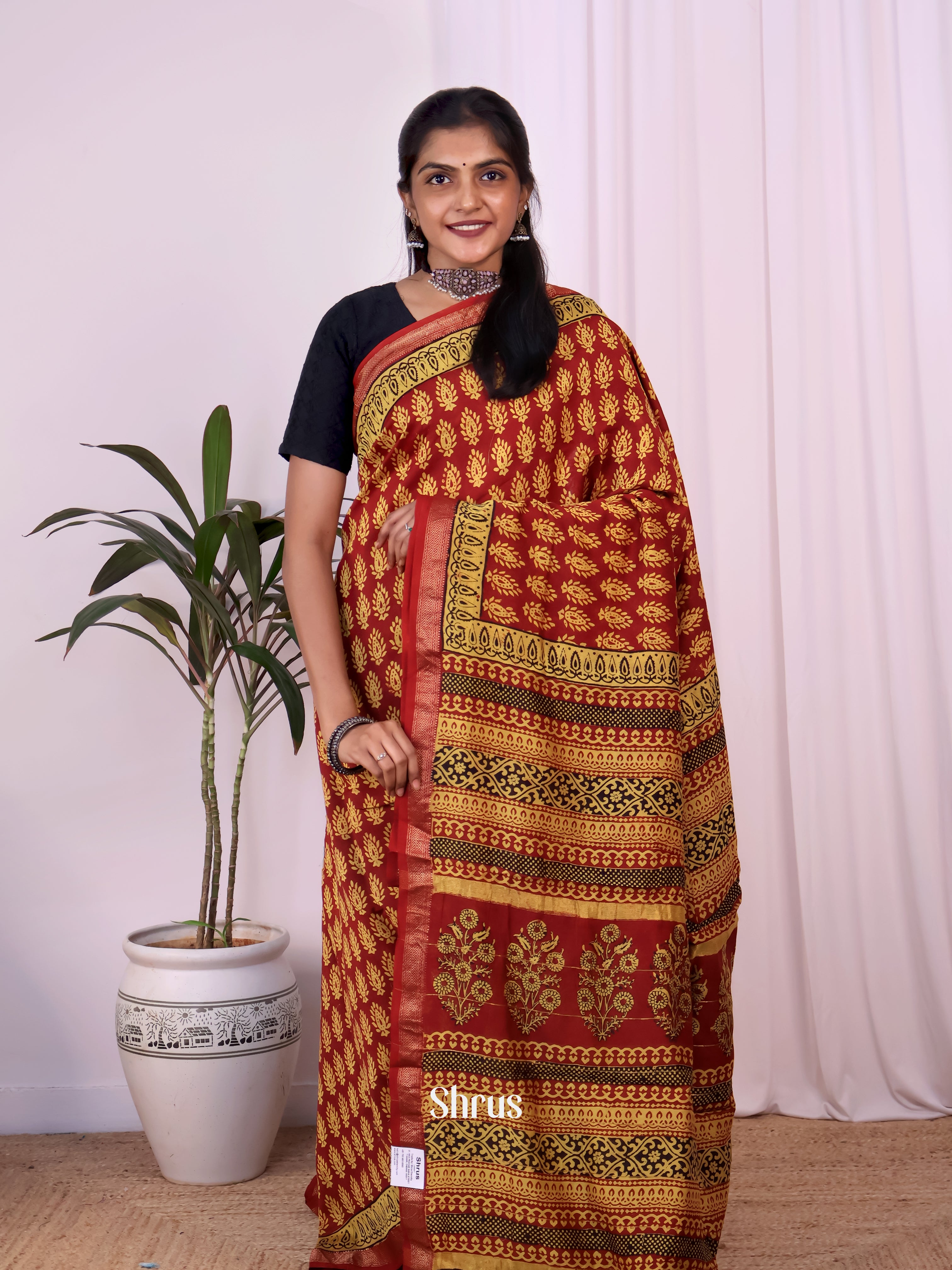 Red & Yellow - Maheshwari silkcotton Saree