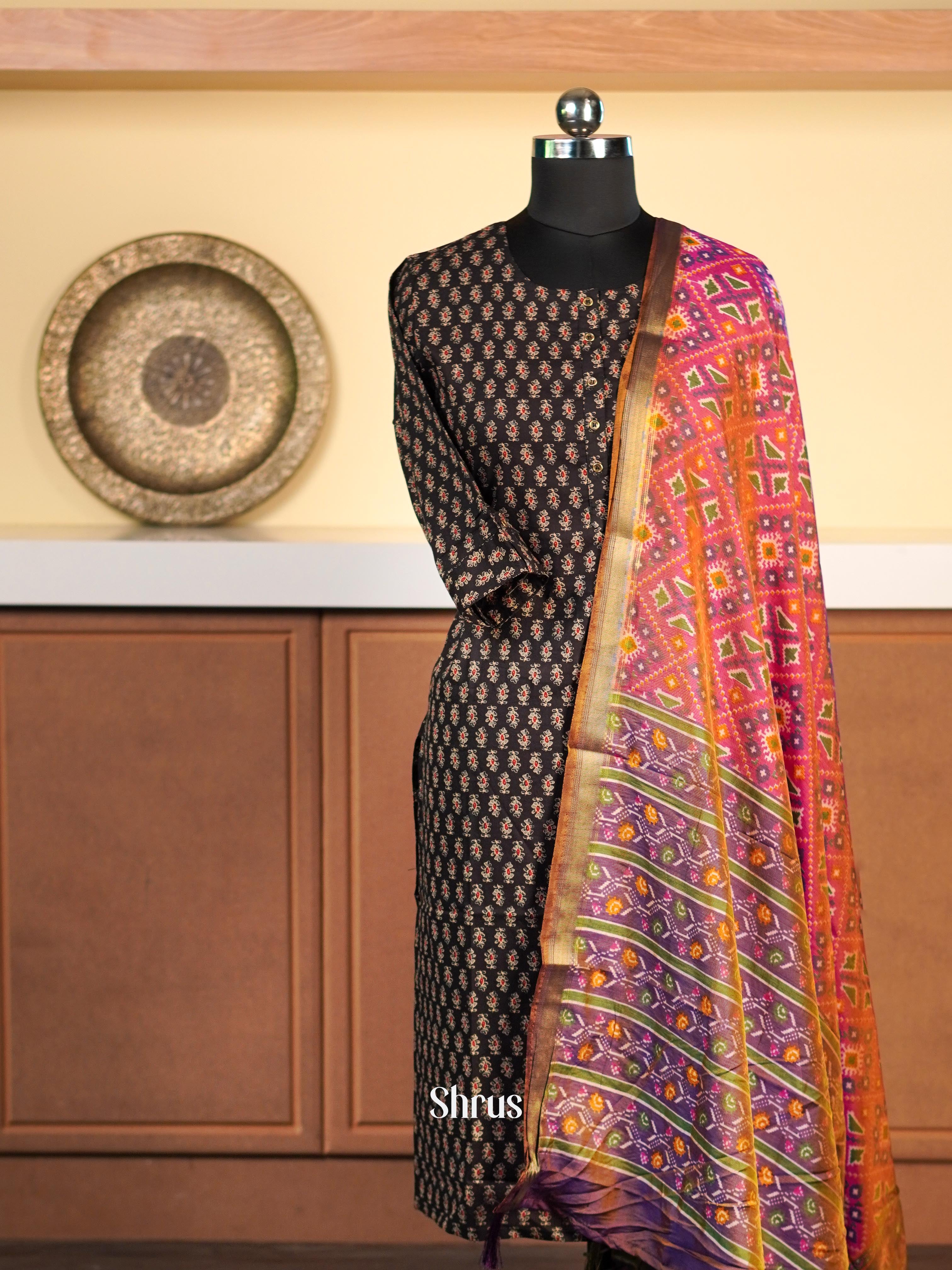 Brick & Purple - Dupatta