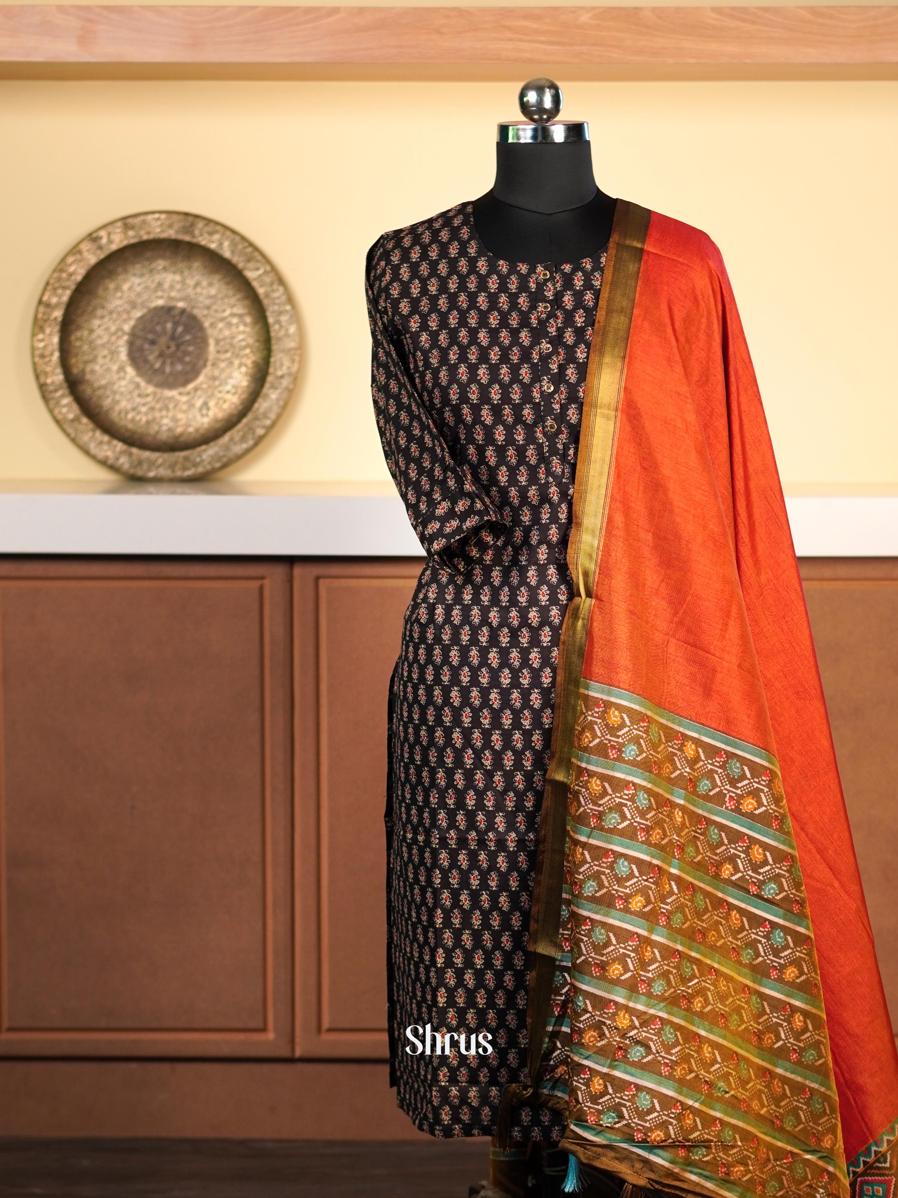 Orange & Green - Dupatta