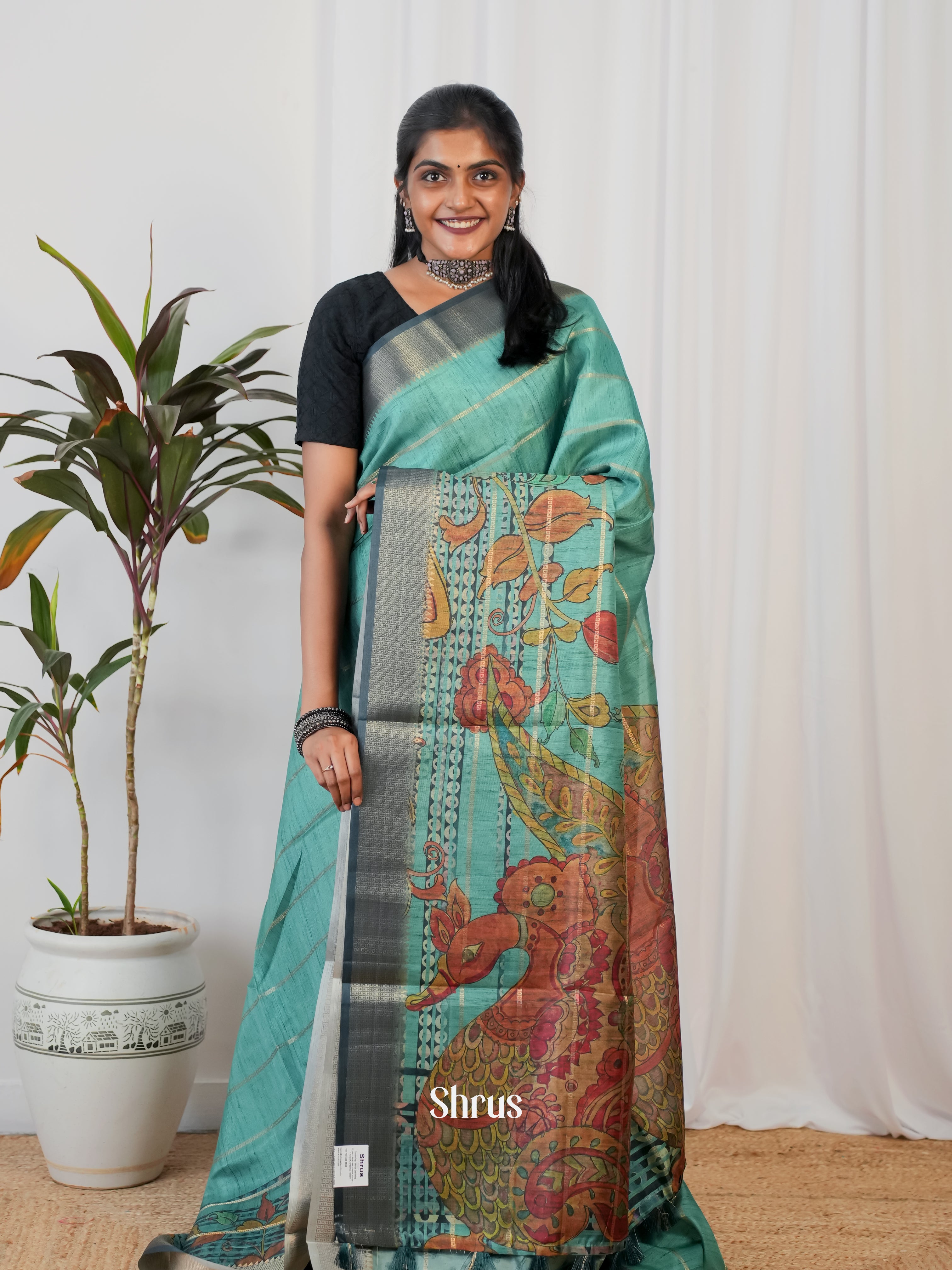 Green & Grey - Semi Crepe Saree