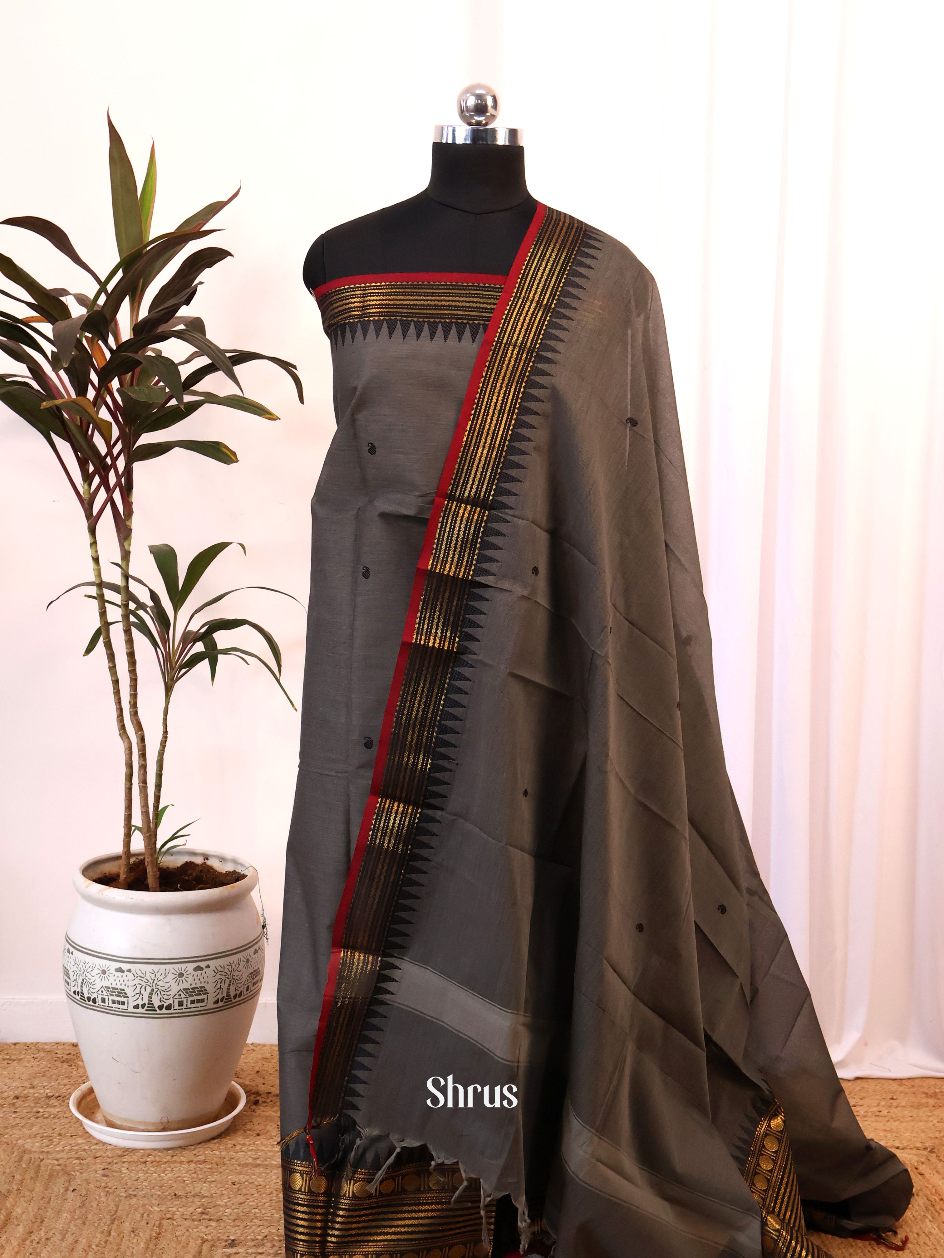 Grey & maroon- chettinad top & dupatta combo