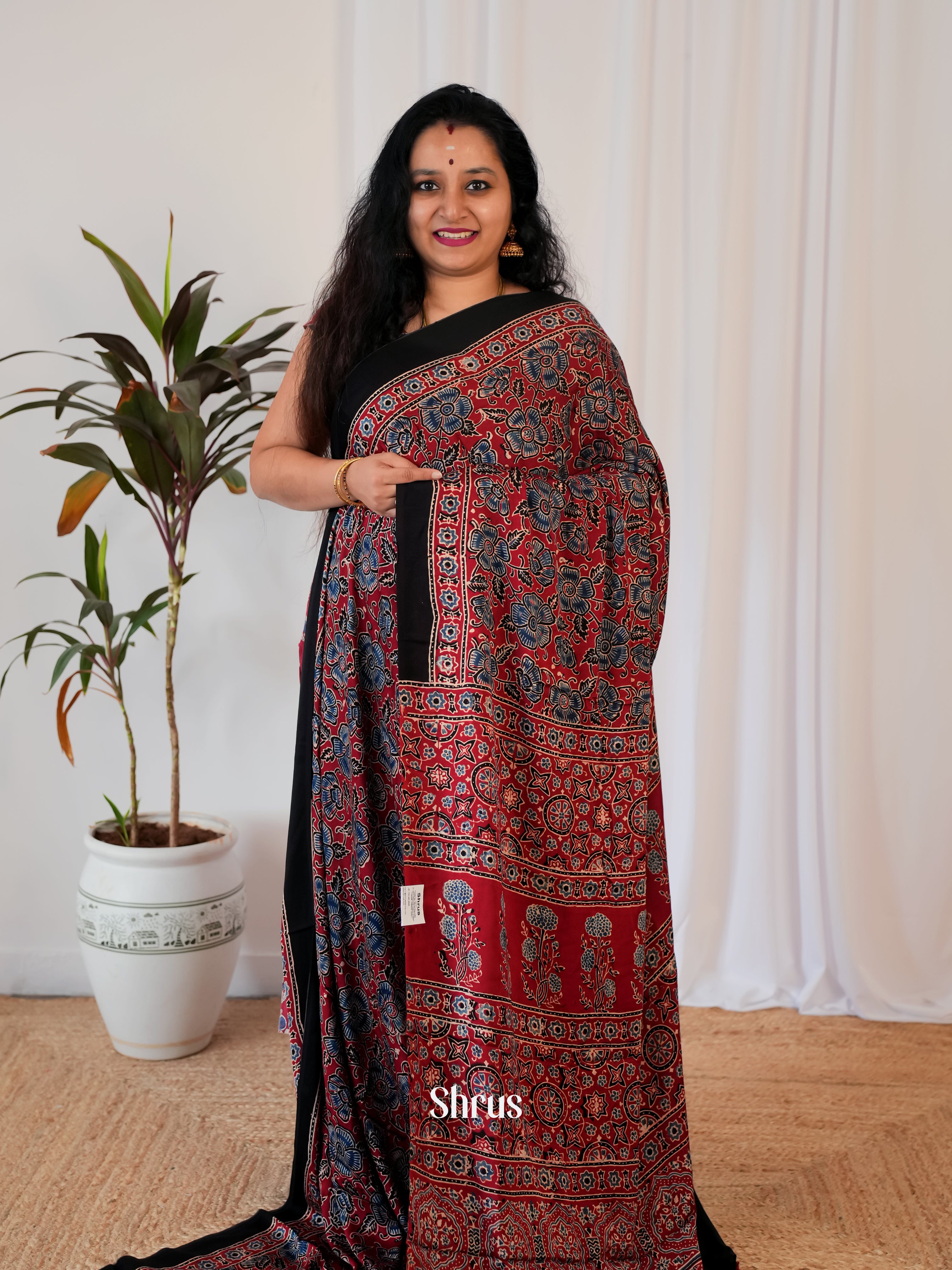 Red & Black - Modal Silk Saree