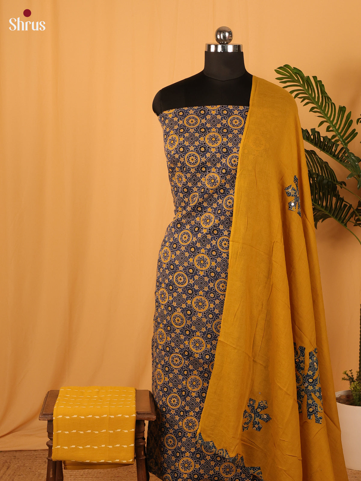CIS13381 - Cotton salwar - Shop on Shrus.com