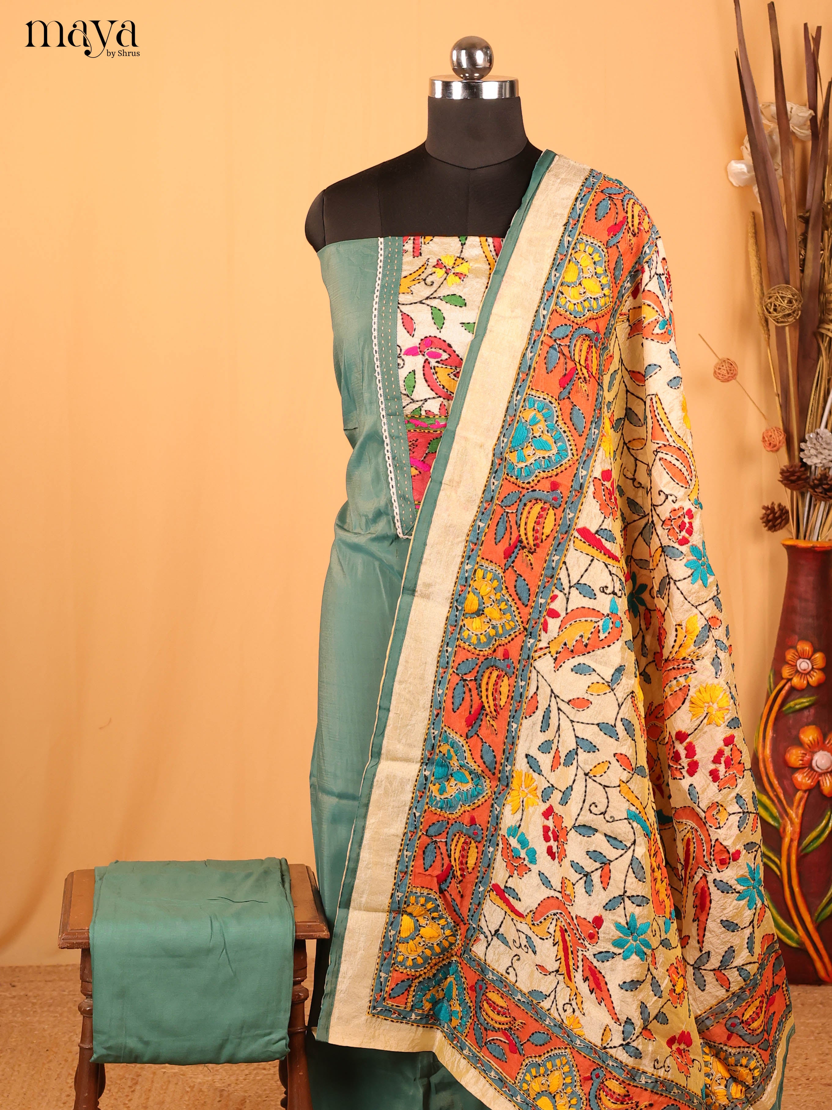 CIS14084 - Shop on Shrus.com