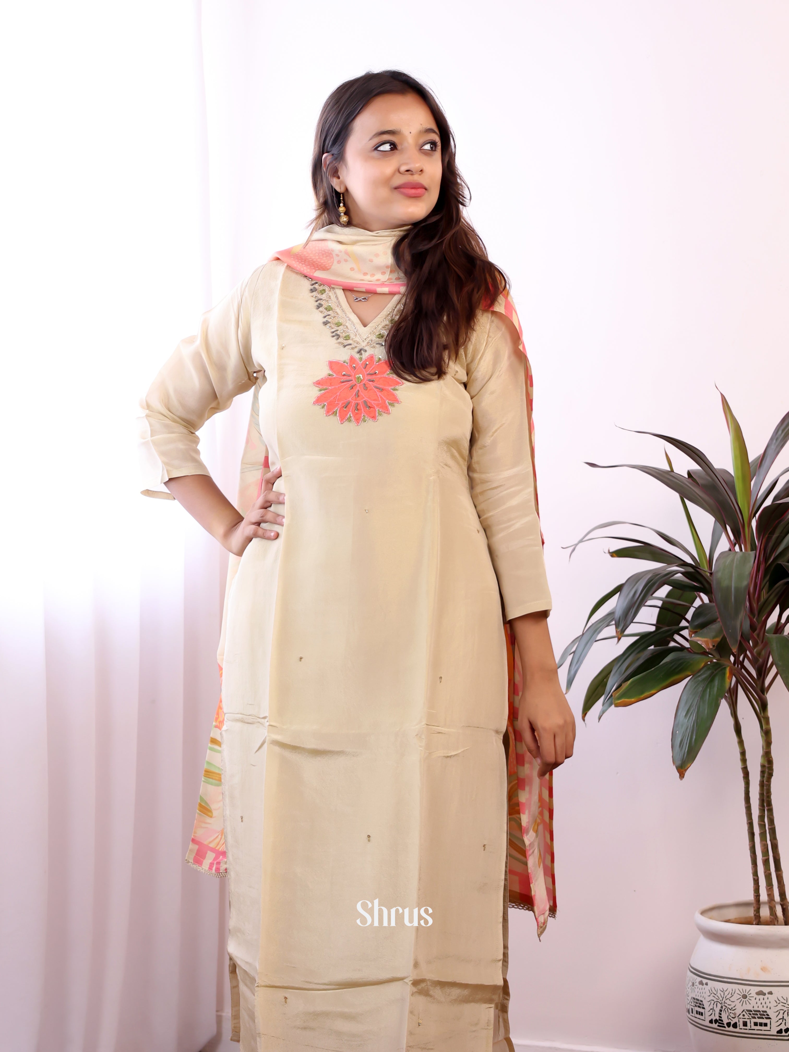 Cream -3pc  Readymade Suits