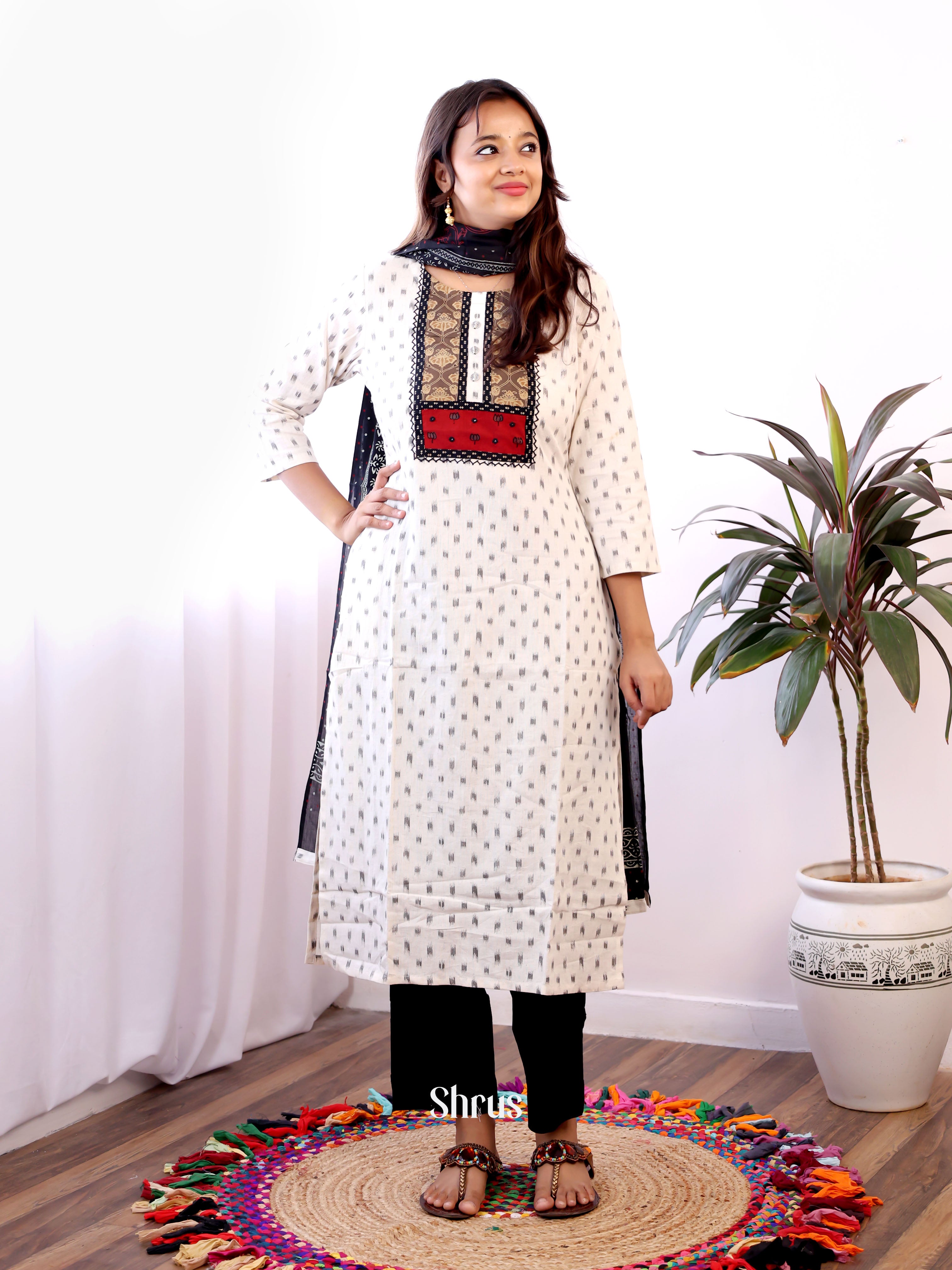 White & Black- 3pc Cotton Readymade Suits