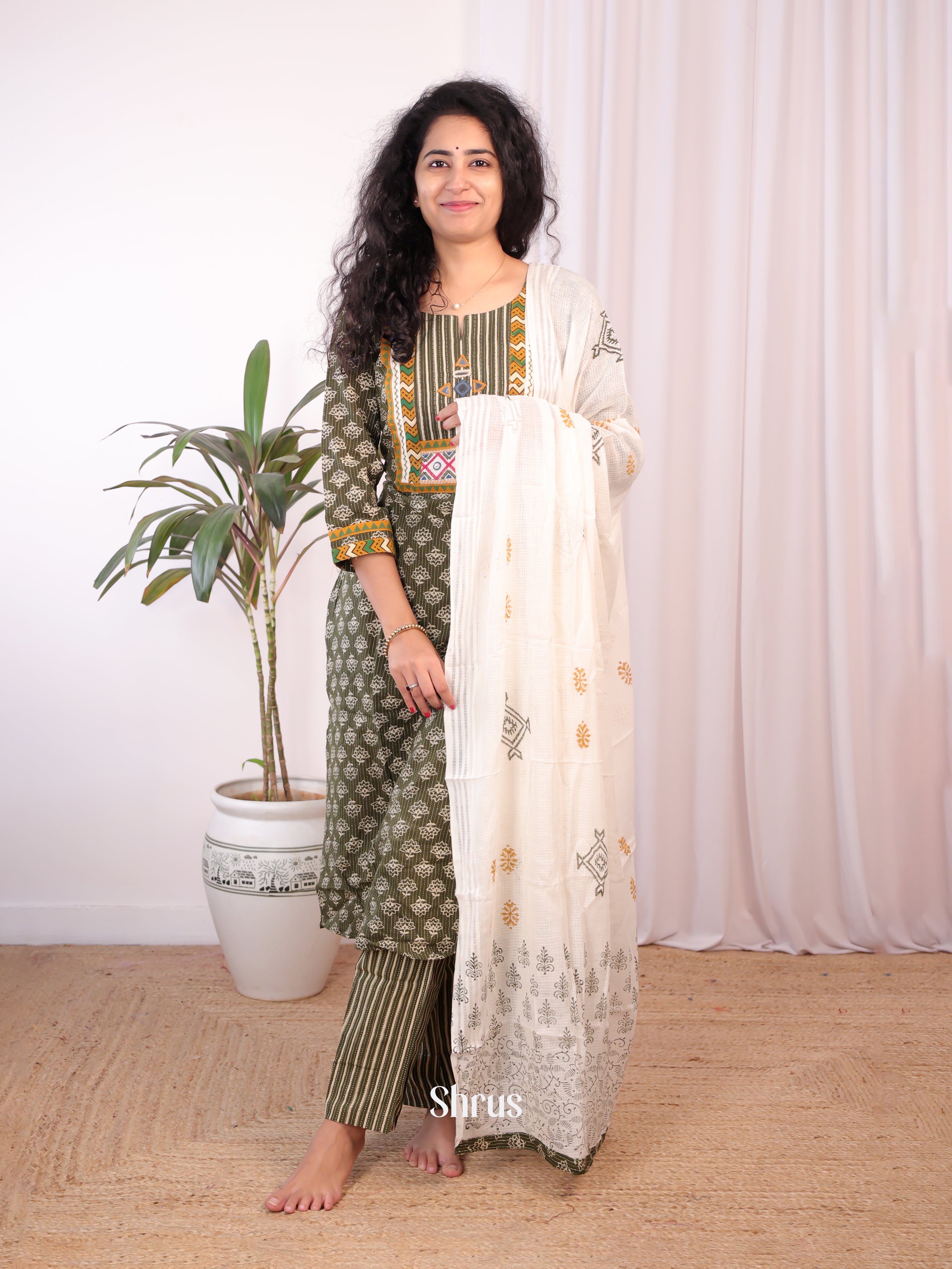 Green & Cream - Ajrakh 3pc Readymade Suits