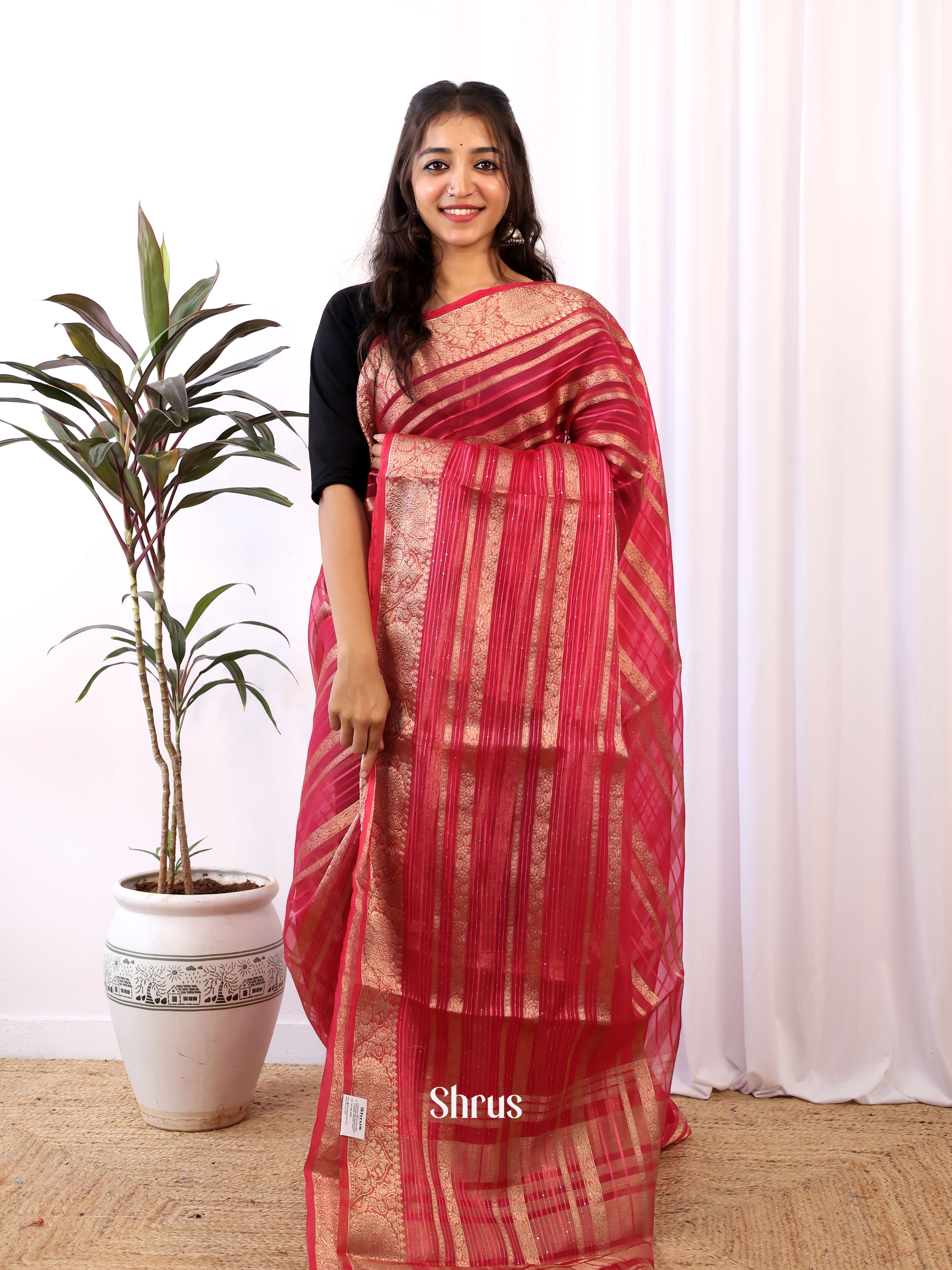 Red - Semi Organza Saree