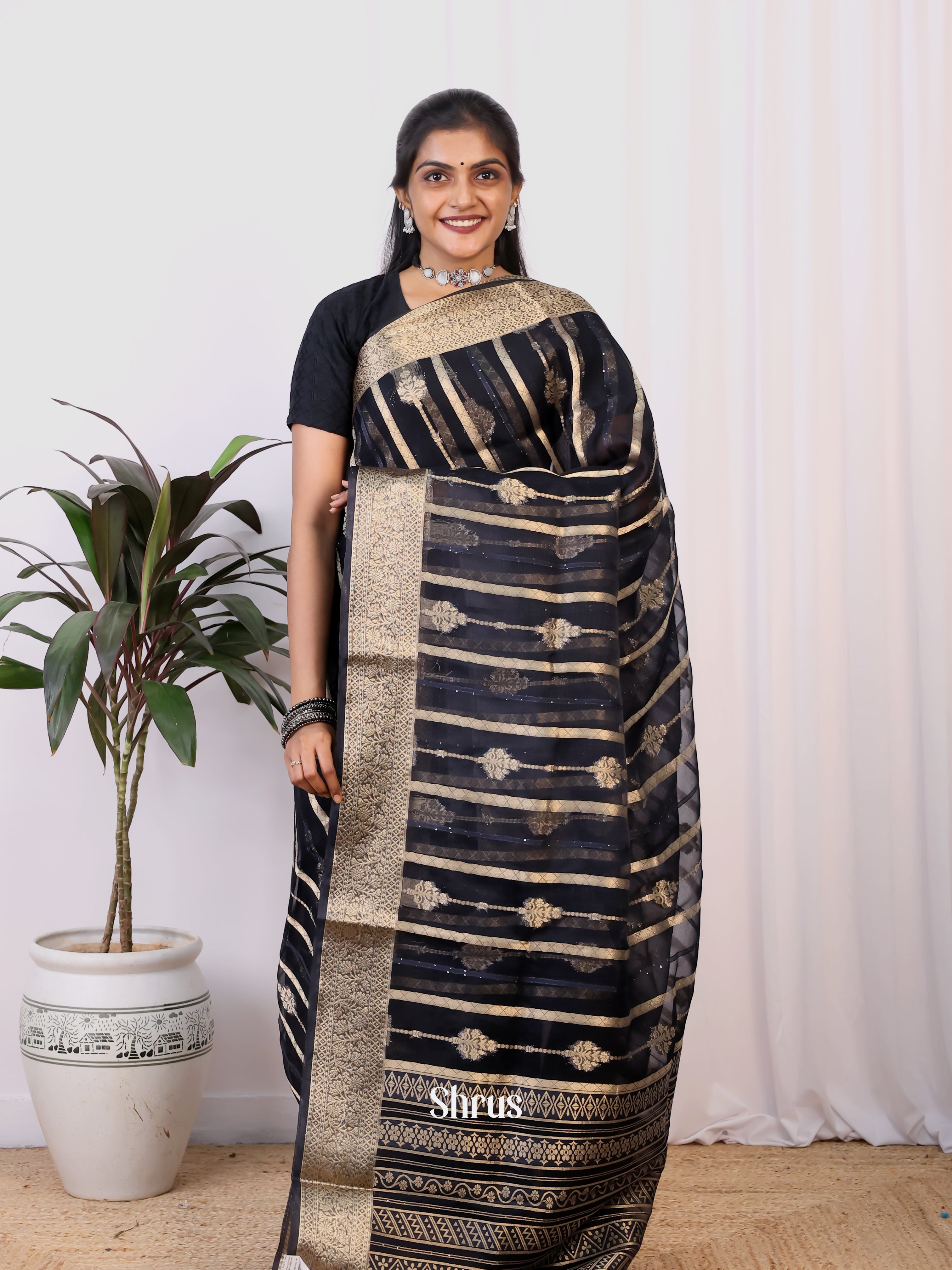 Black & Grey- Semi Organza Saree