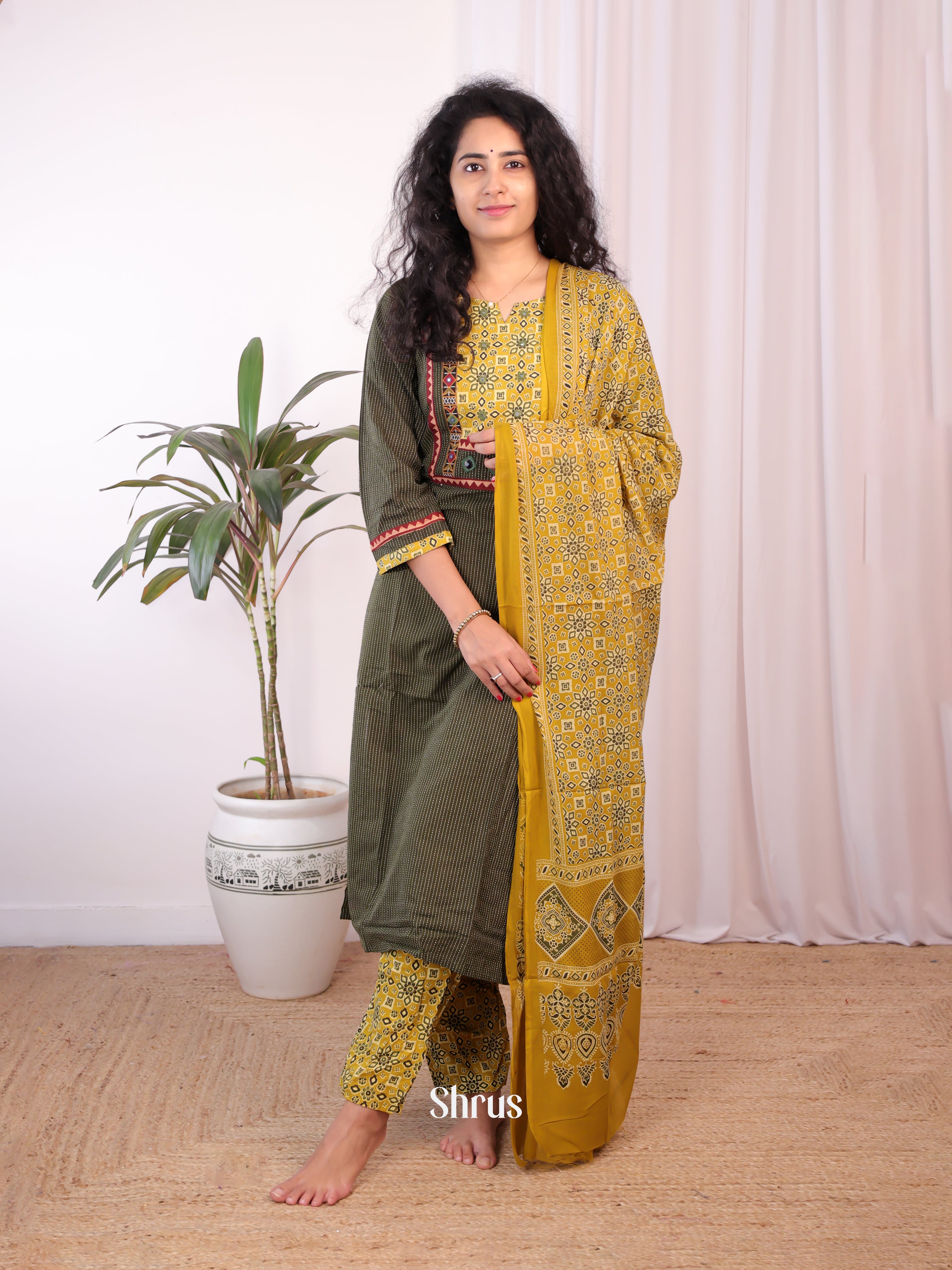 Green & Mustard - Ajrakh 3pc  Readymade Suits - Shop on Shrus.com