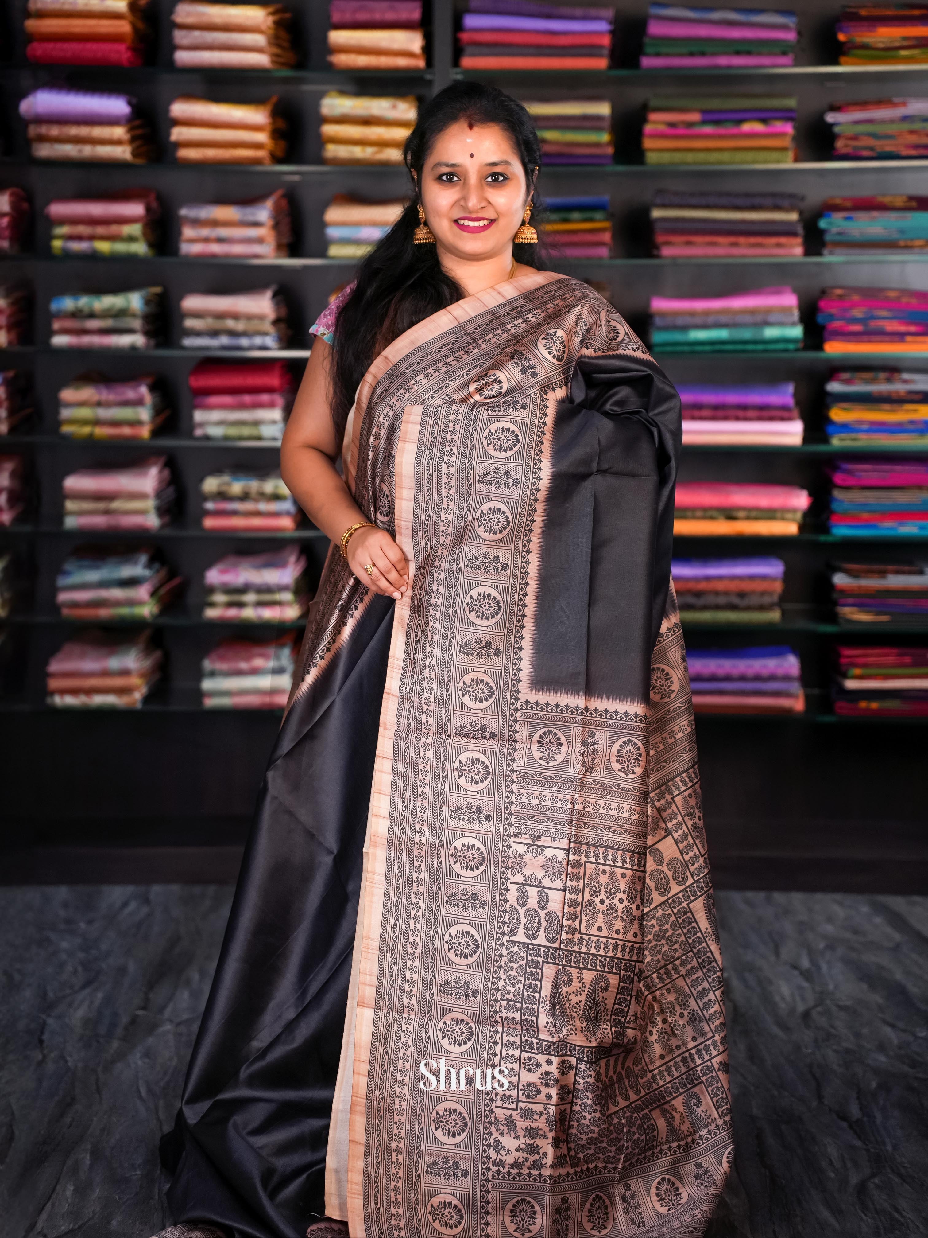 Black & Beige - Champa semi tussar