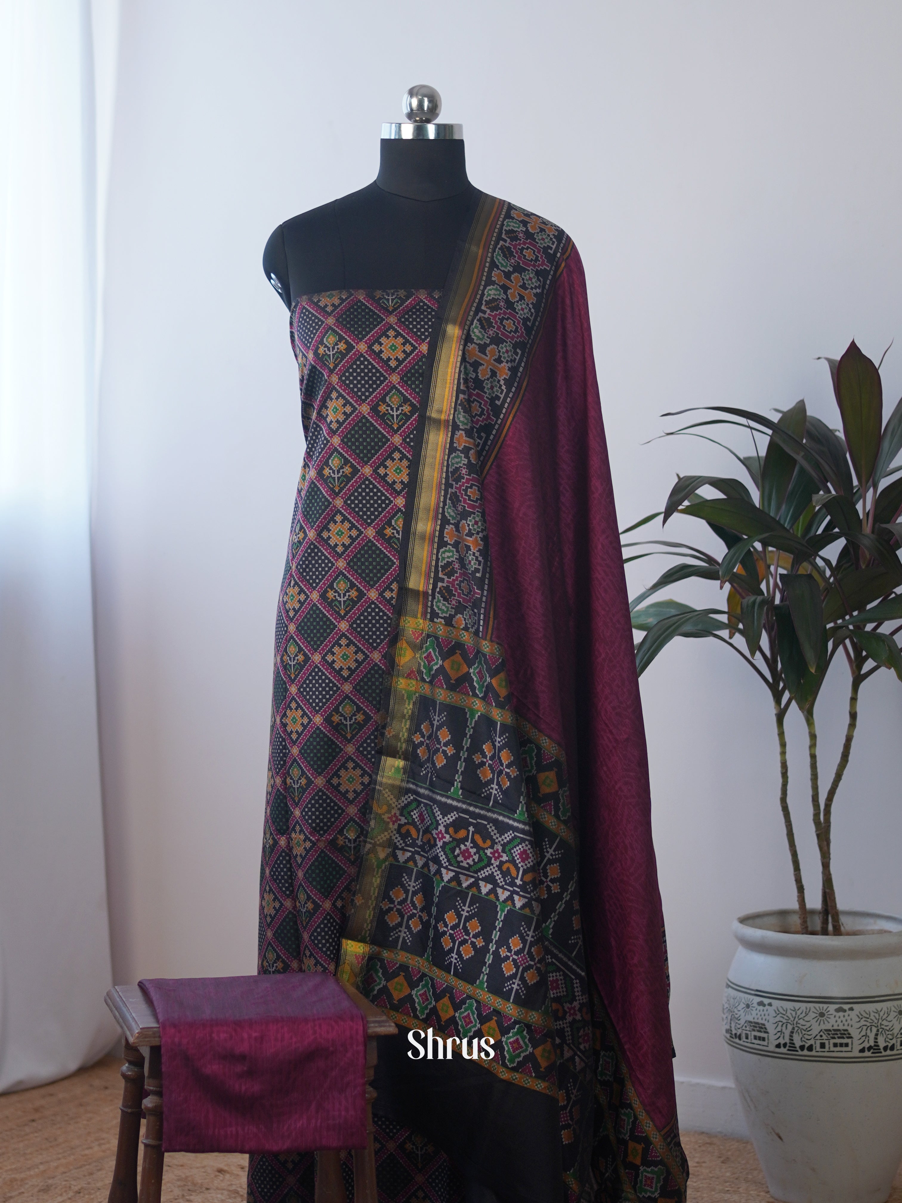 Green & Purple - semi patola salwar