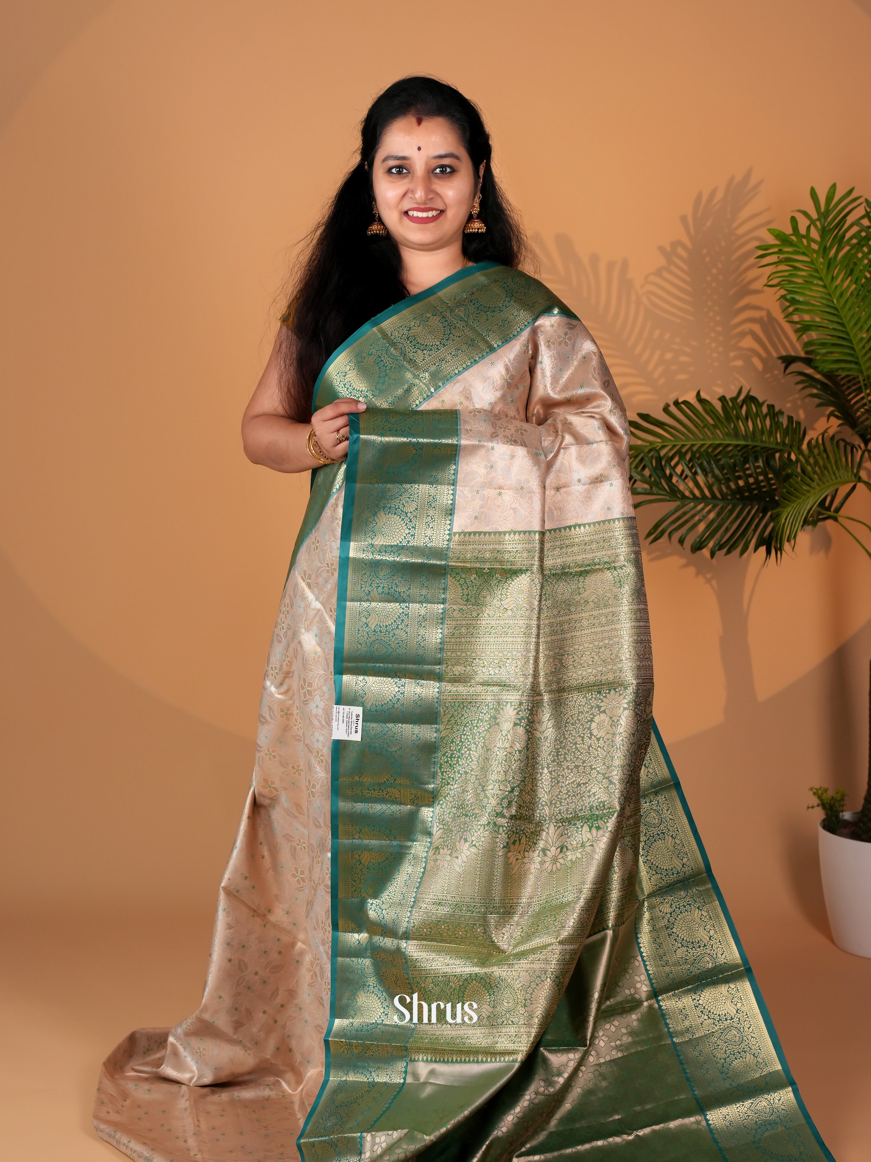 Peach & Green - Kanchipuram-halfpure Saree