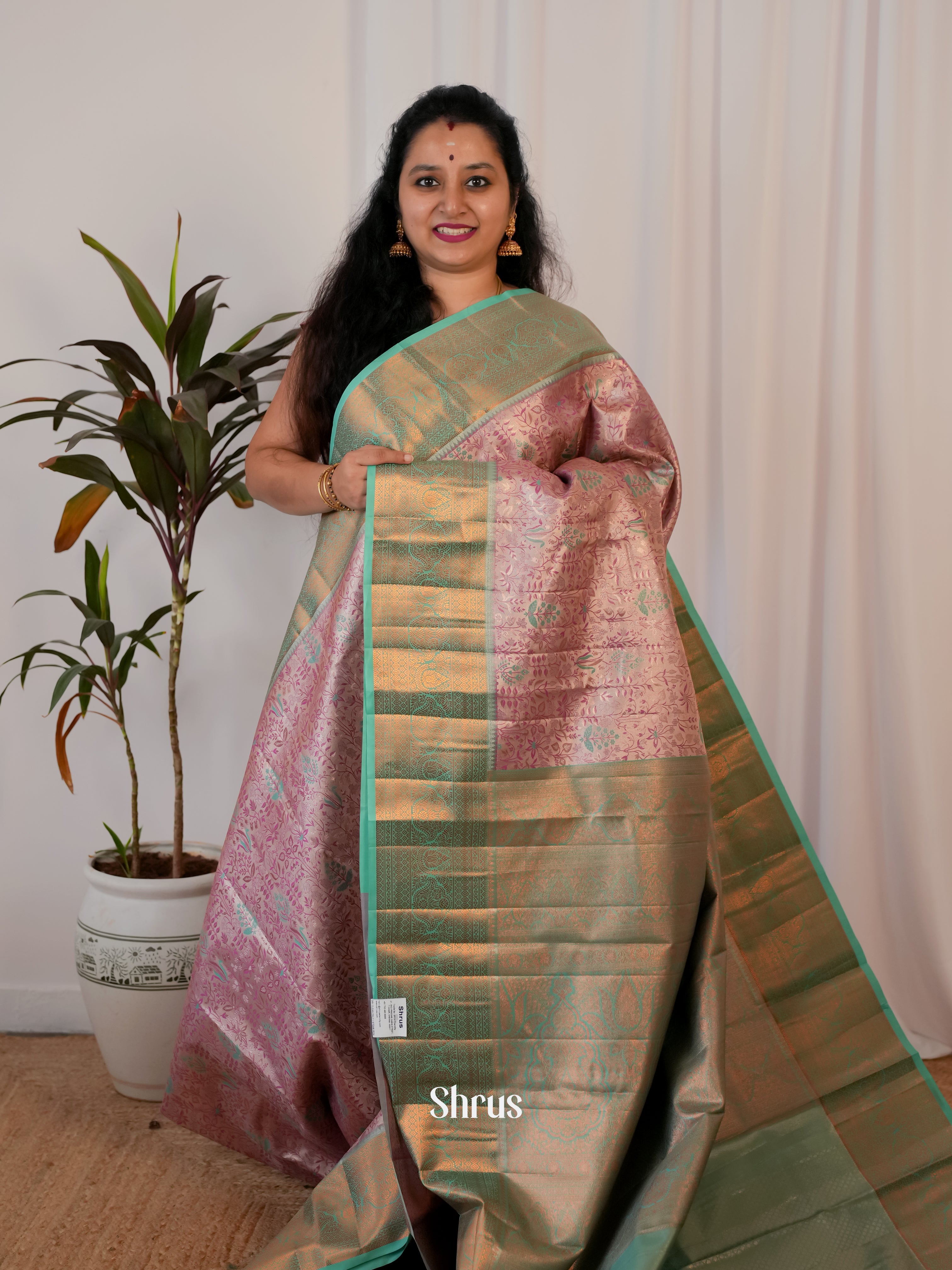 Onion Pink & Green- Kanchipuram-halfpure Saree