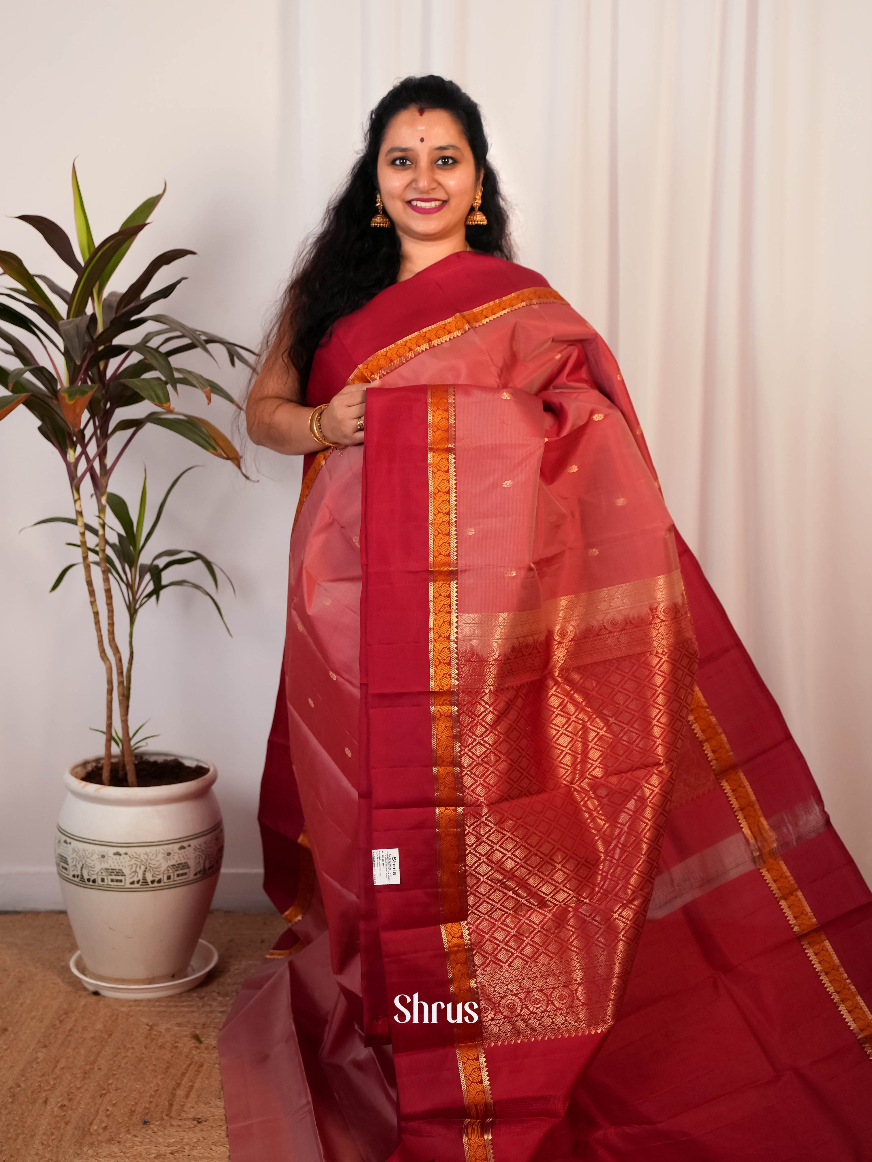 Red - Kanchipuram silk Saree