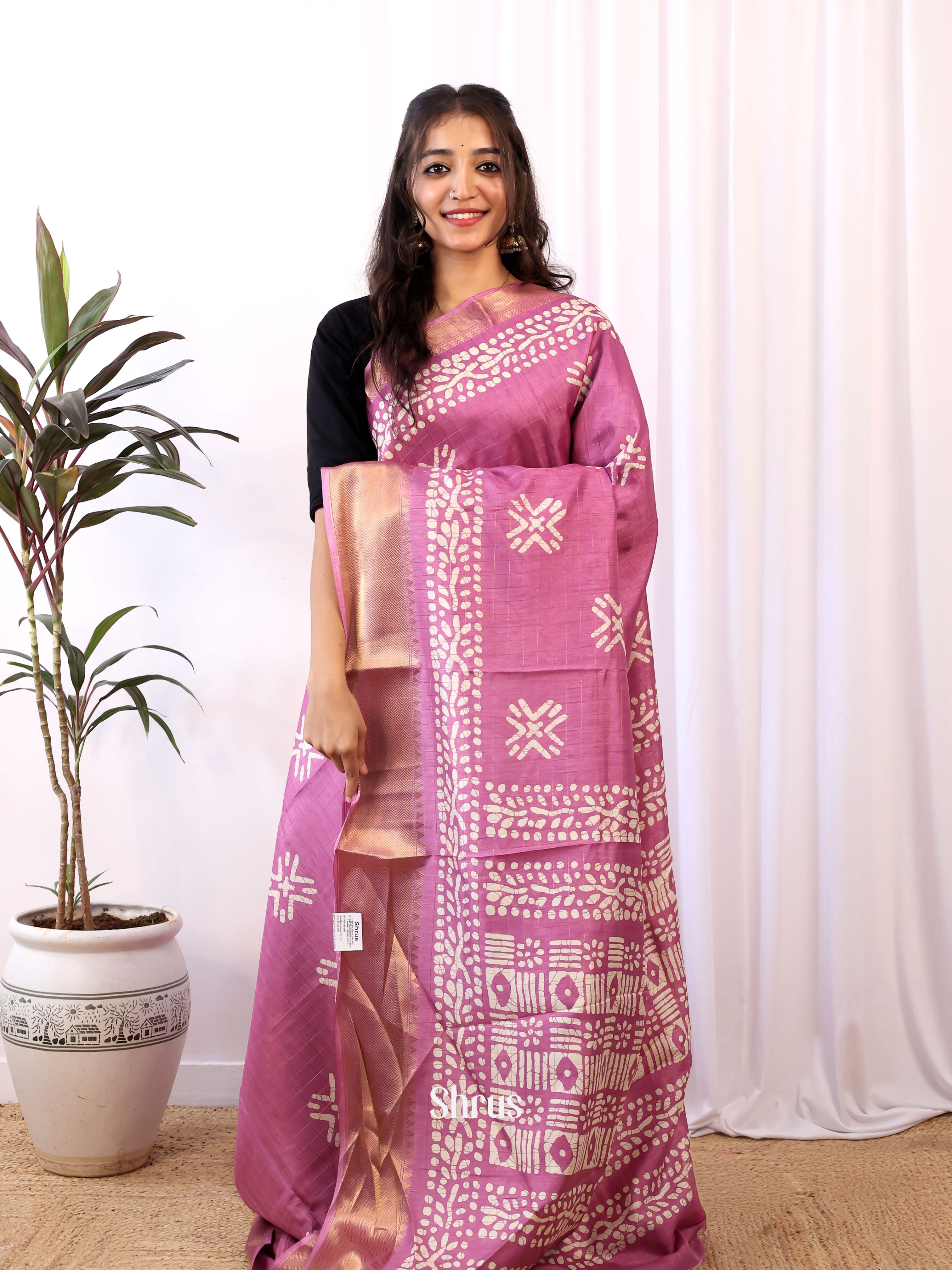 Pink - Semi Crepe Saree