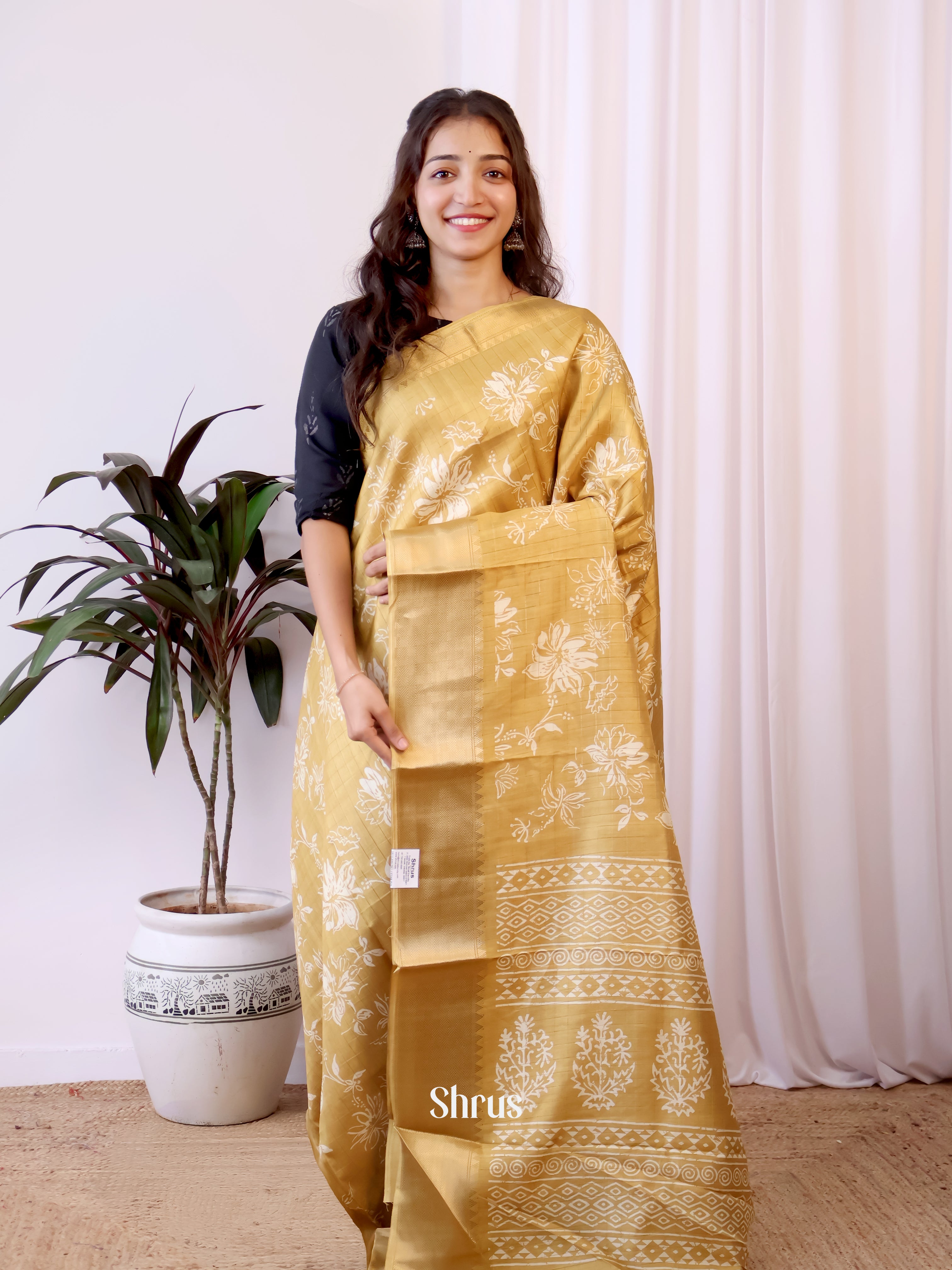 Beige - Semi Crepe Saree