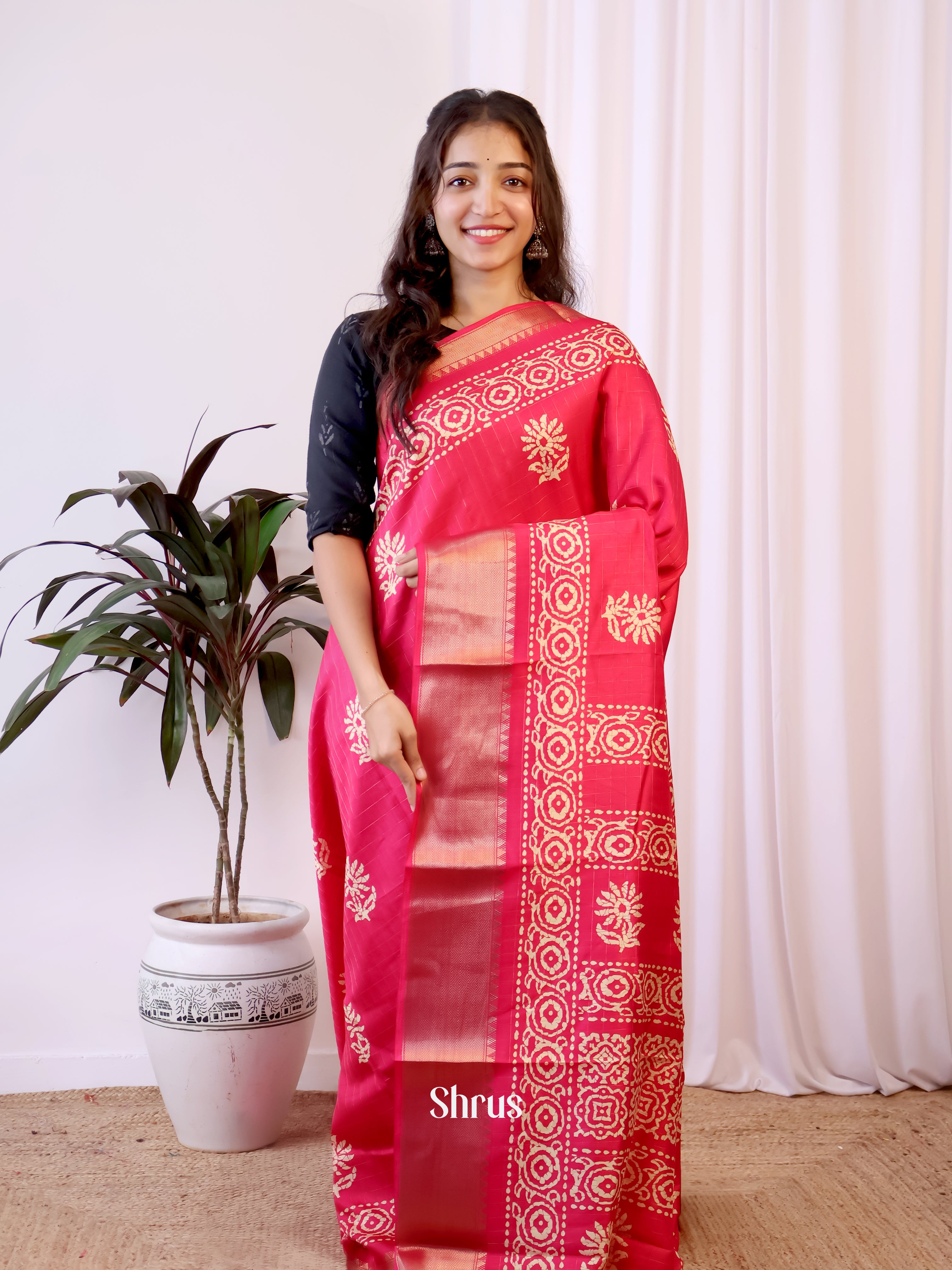 Pink - Semi Crepe Saree