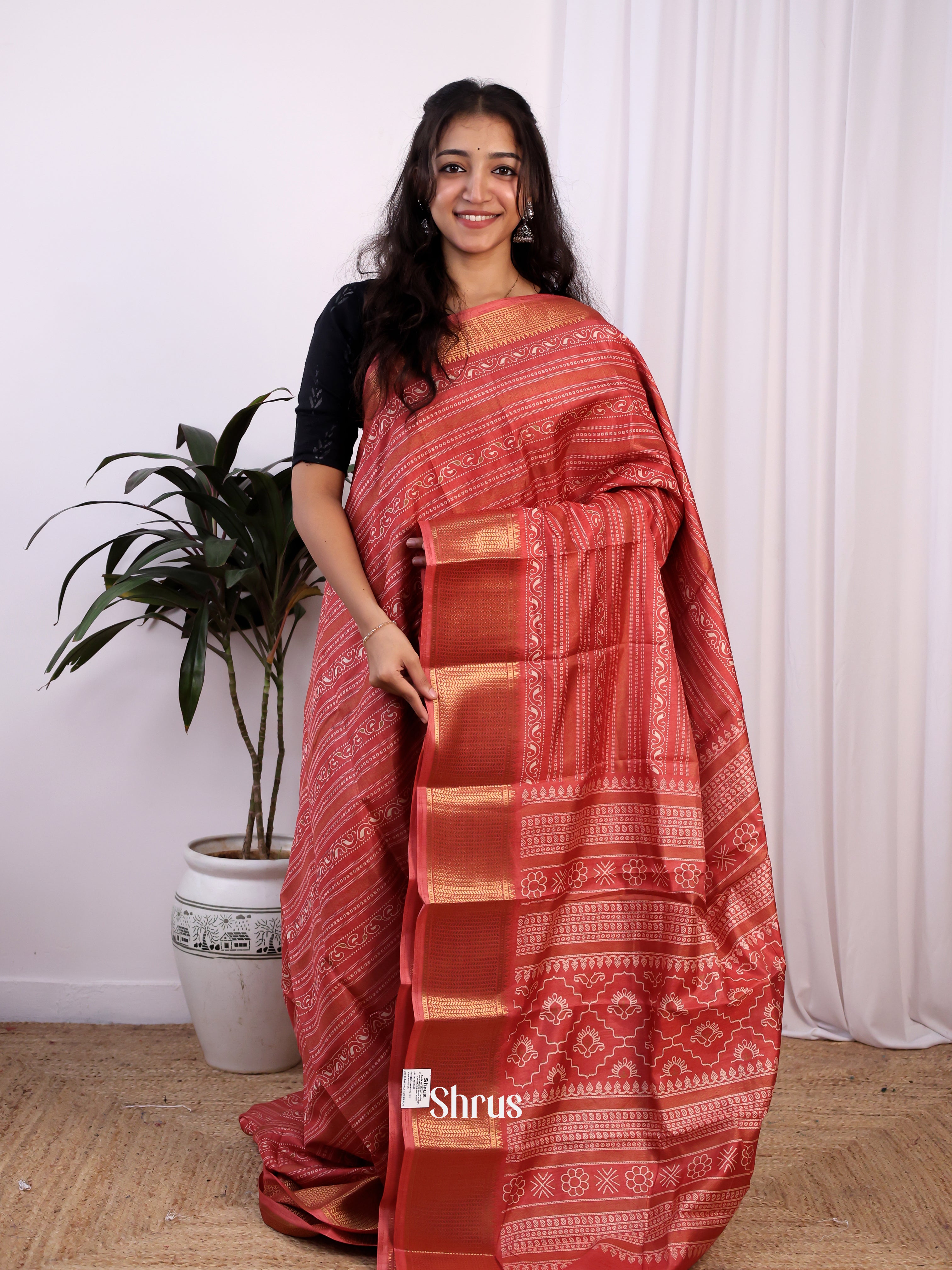 Red - Semi Crepe Saree