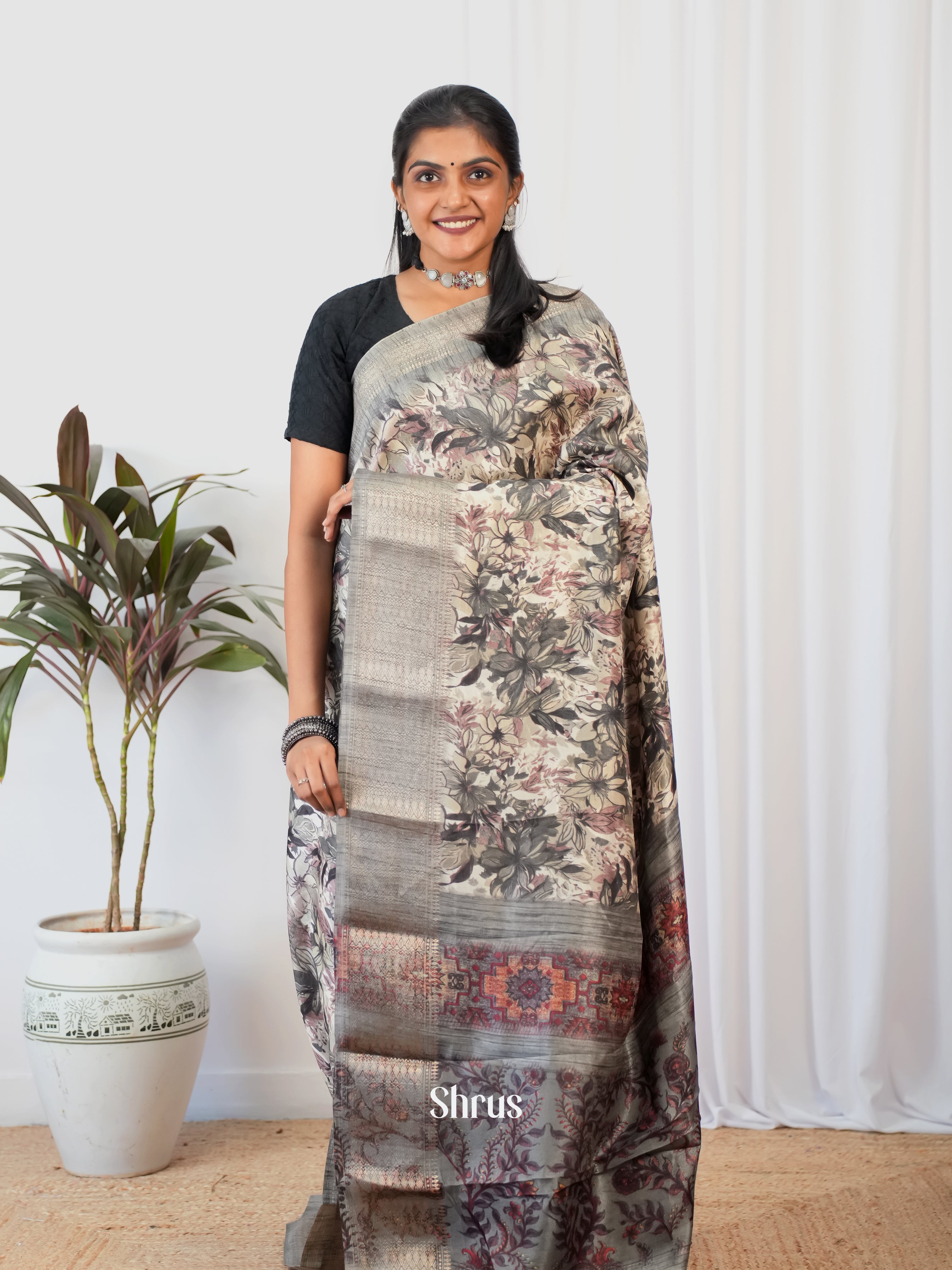 Cream & Grey - Semi Crepe Saree