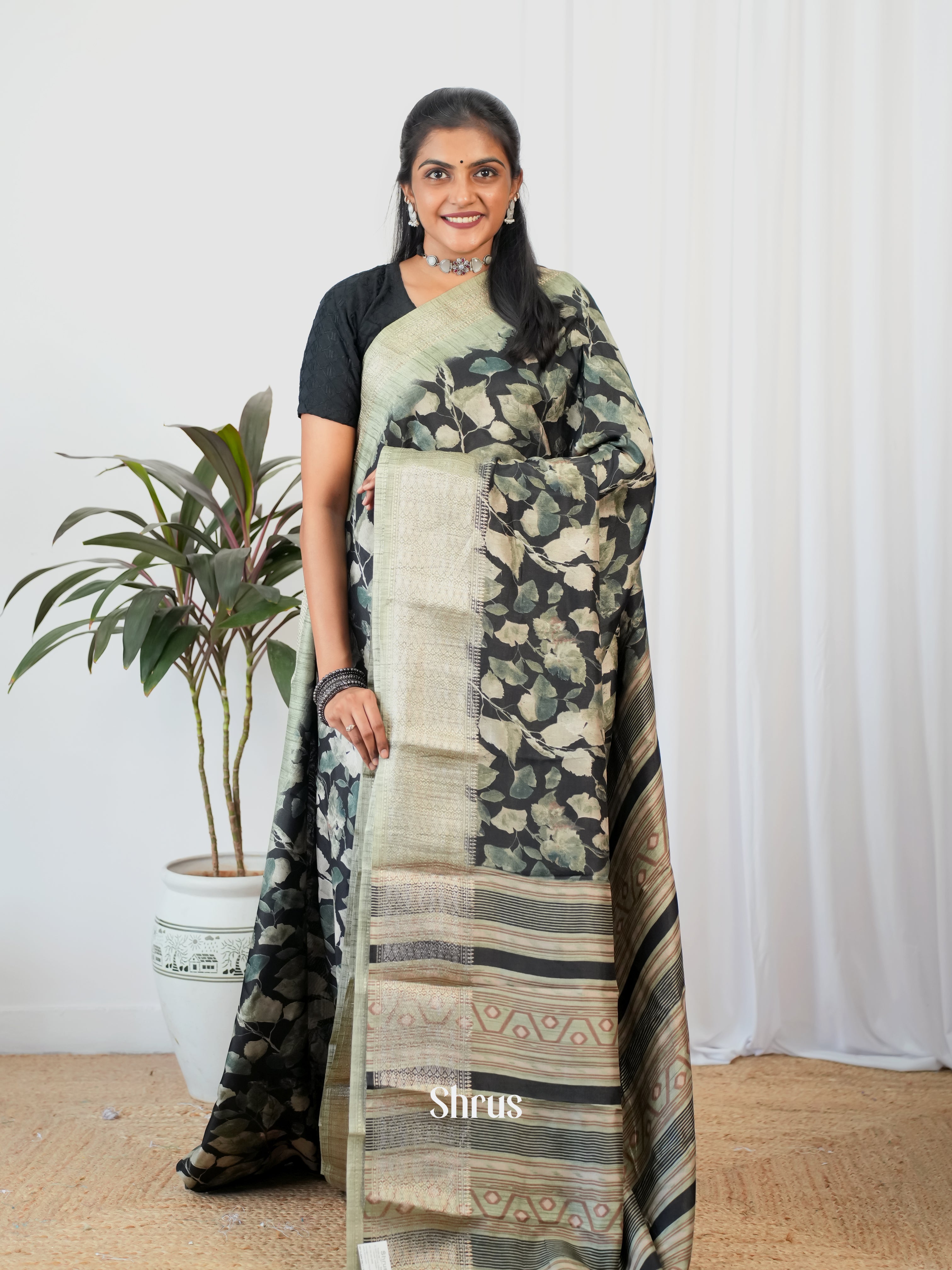 Black & Grey Green - Semi Crepe Saree