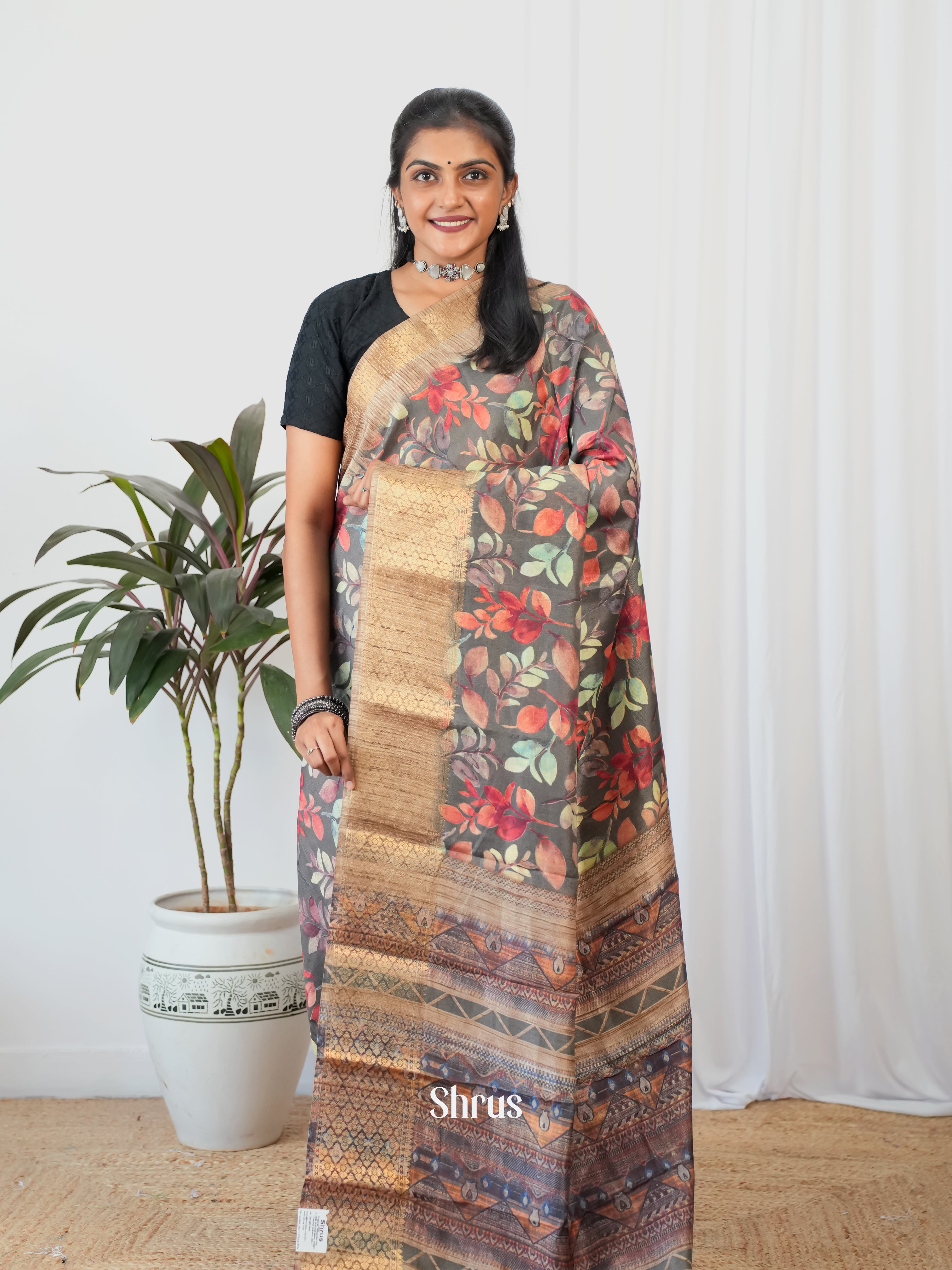 Grey - Semi Crepe Saree