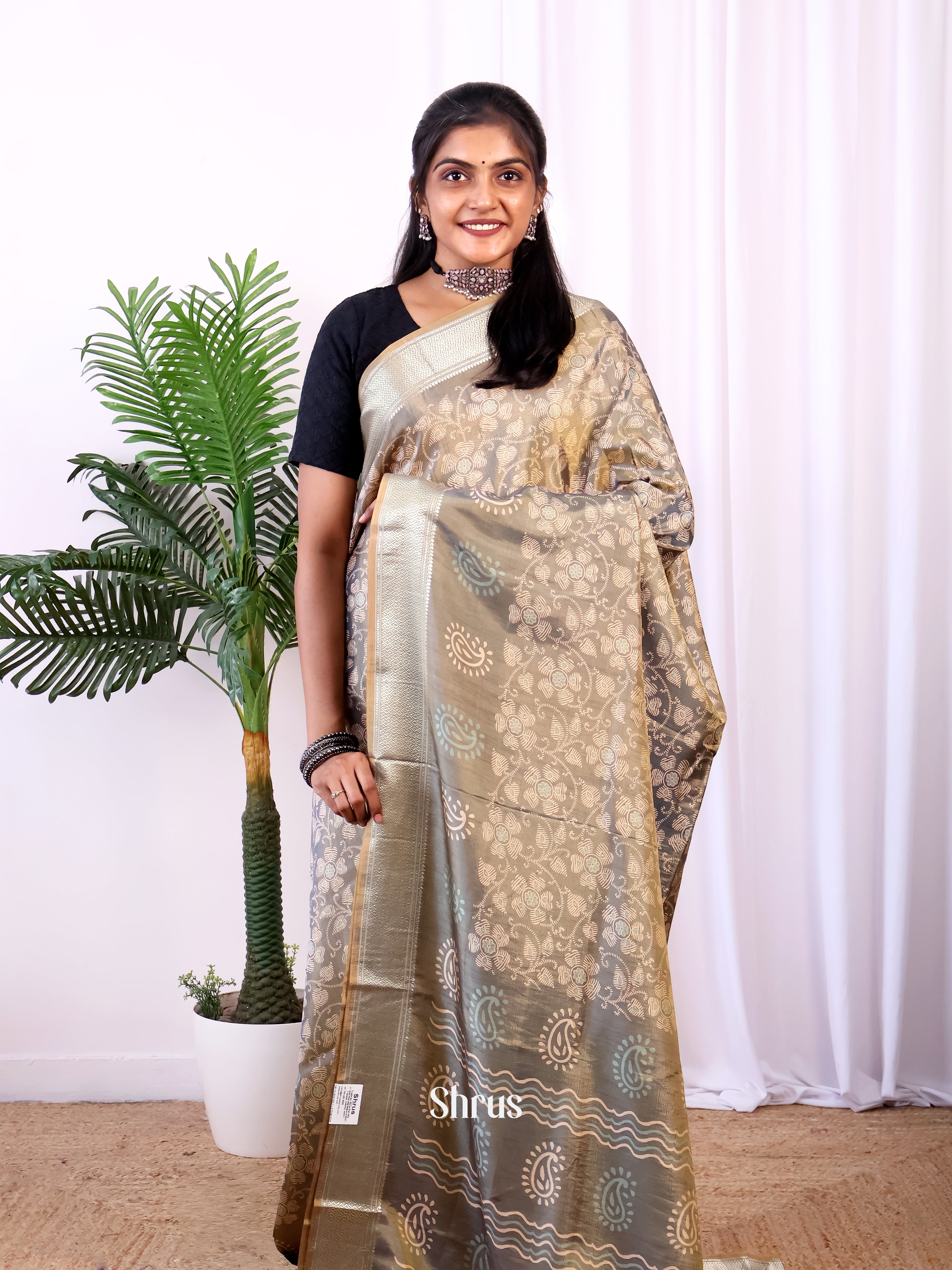 Grey - Semi Crepe Saree