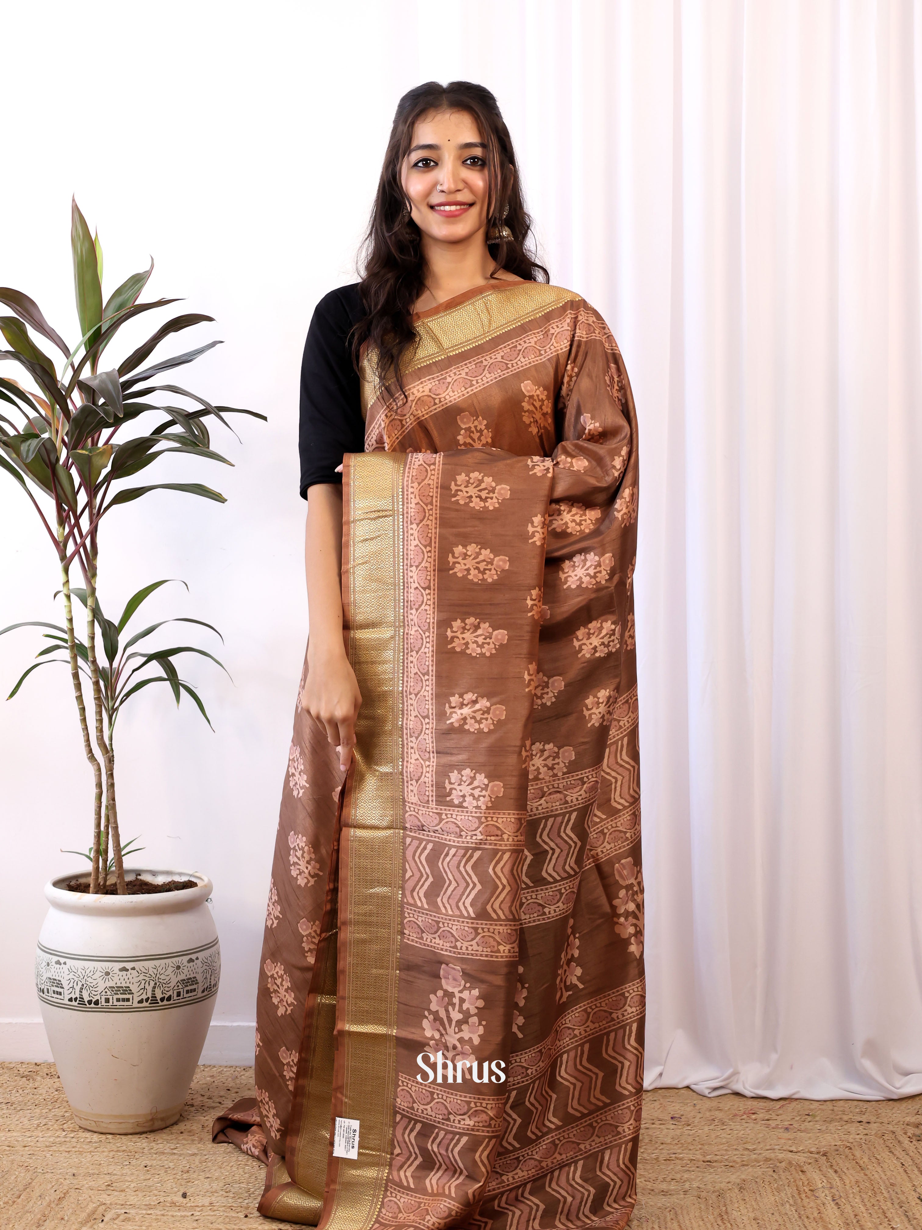 Brown - Semi Crepe Saree