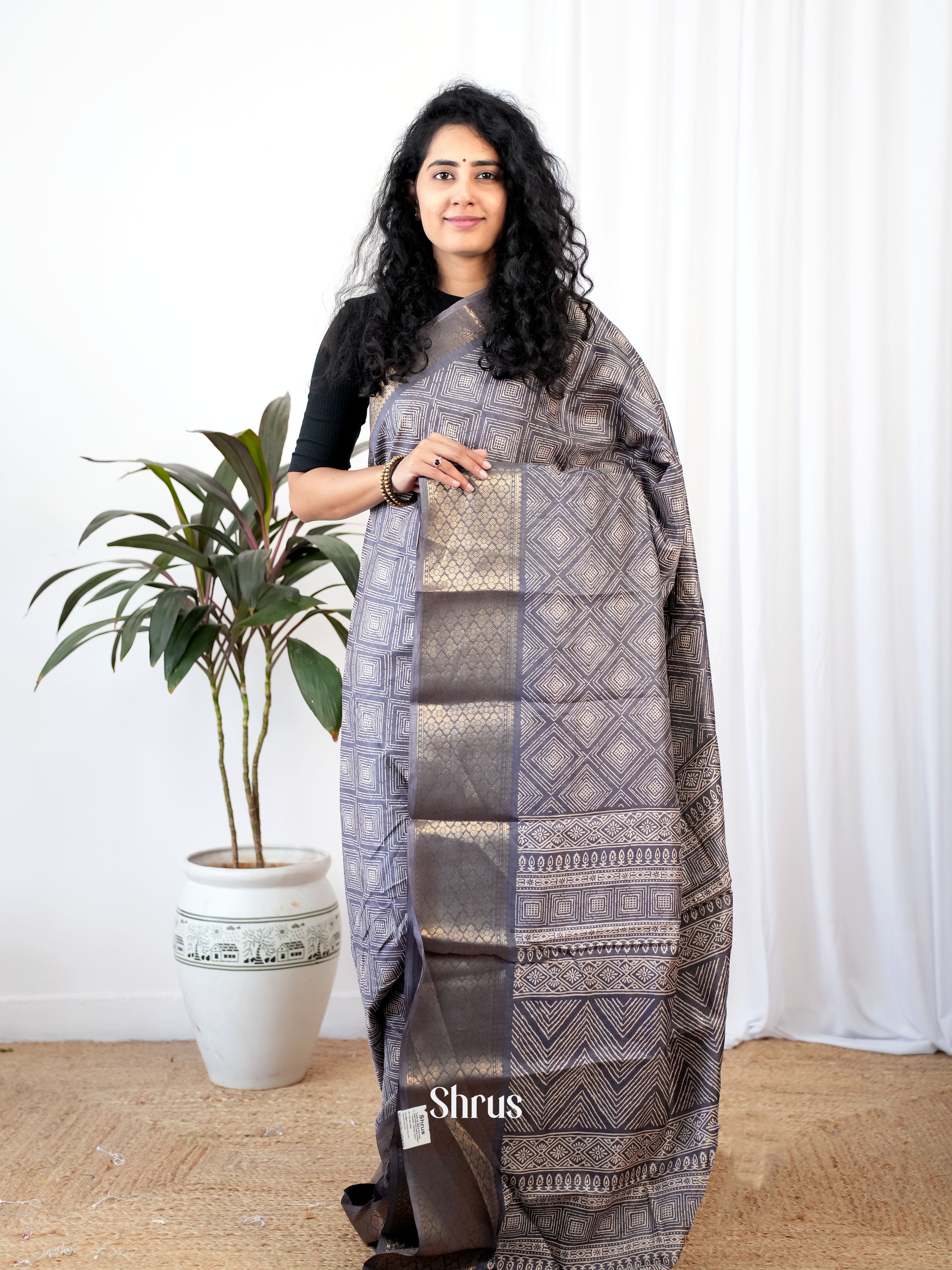 Grey - Semi Crepe Saree