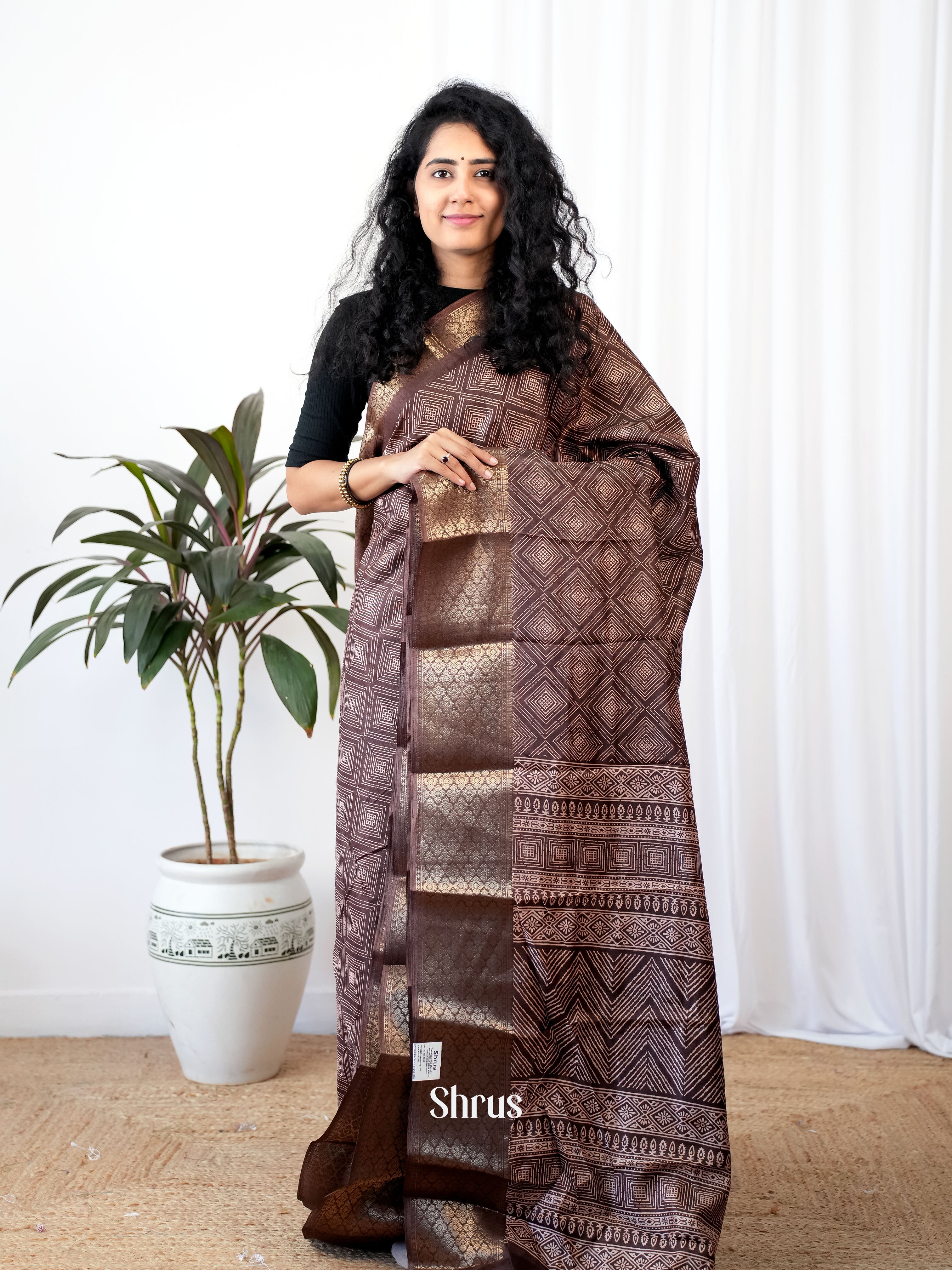 Brown - Semi Crepe Saree